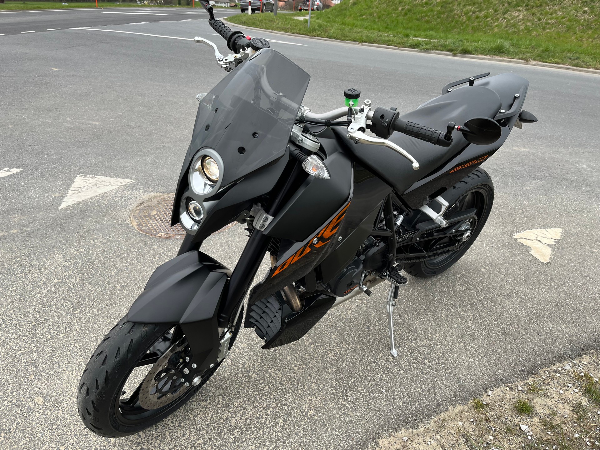 KTM 690 Duke III-image-4