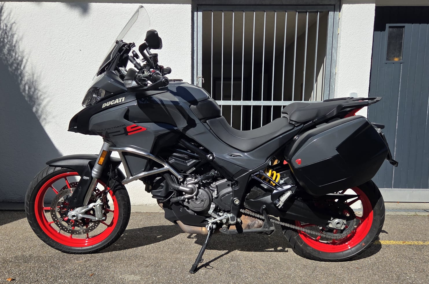 DUCATI MULTISTRADA V2 S-image-1