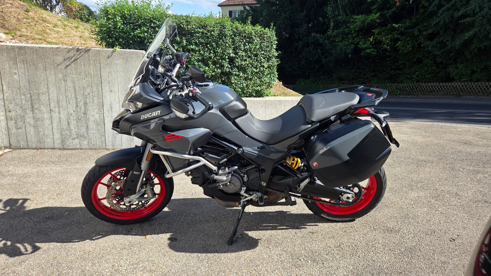 DUCATI MULTISTRADA V2 S-image-3