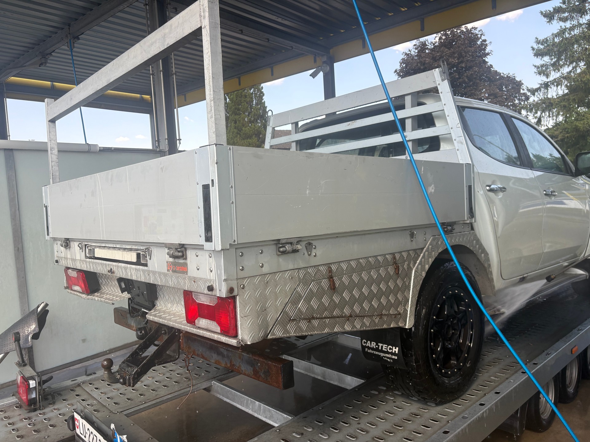 FIAT Fullback LX 2.4 MJ DC Swiss 4WD A-image-6