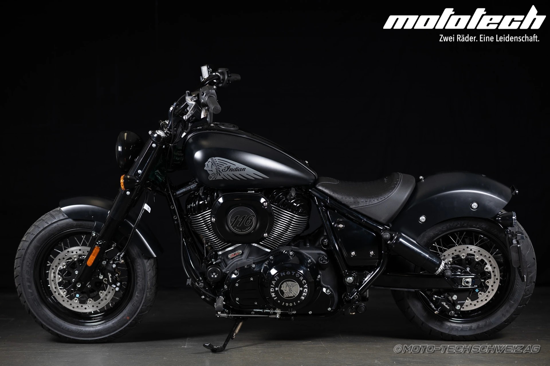 INDIAN Chief Bobber Dark Horse-image-4