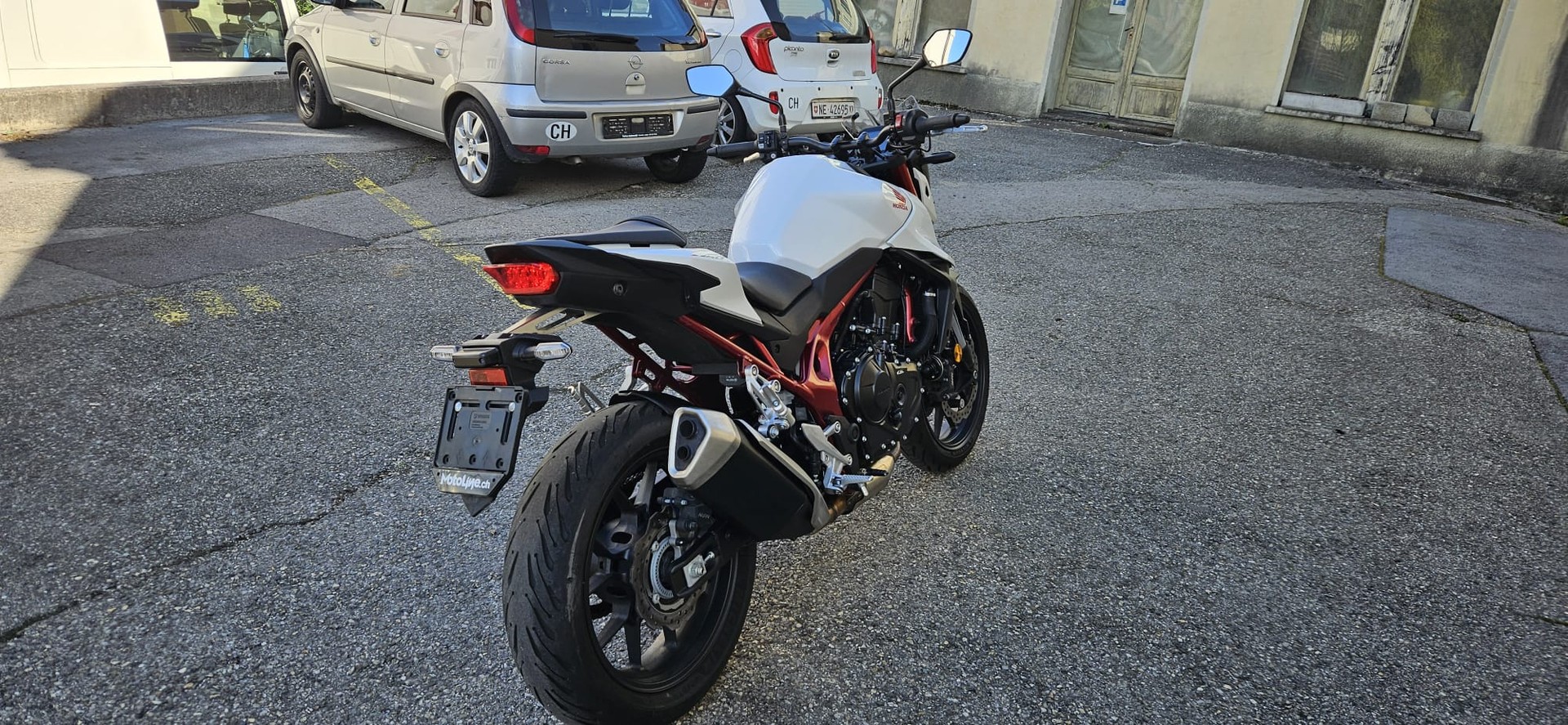 HONDA CB 750 Hornet-image-13