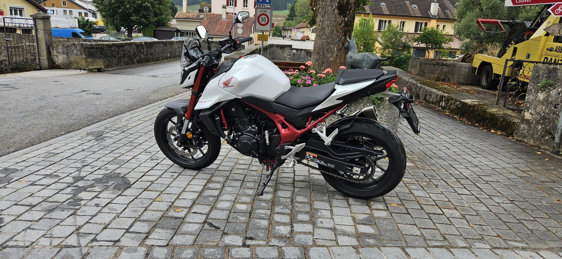 HONDA CB 750 Hornet-image-6