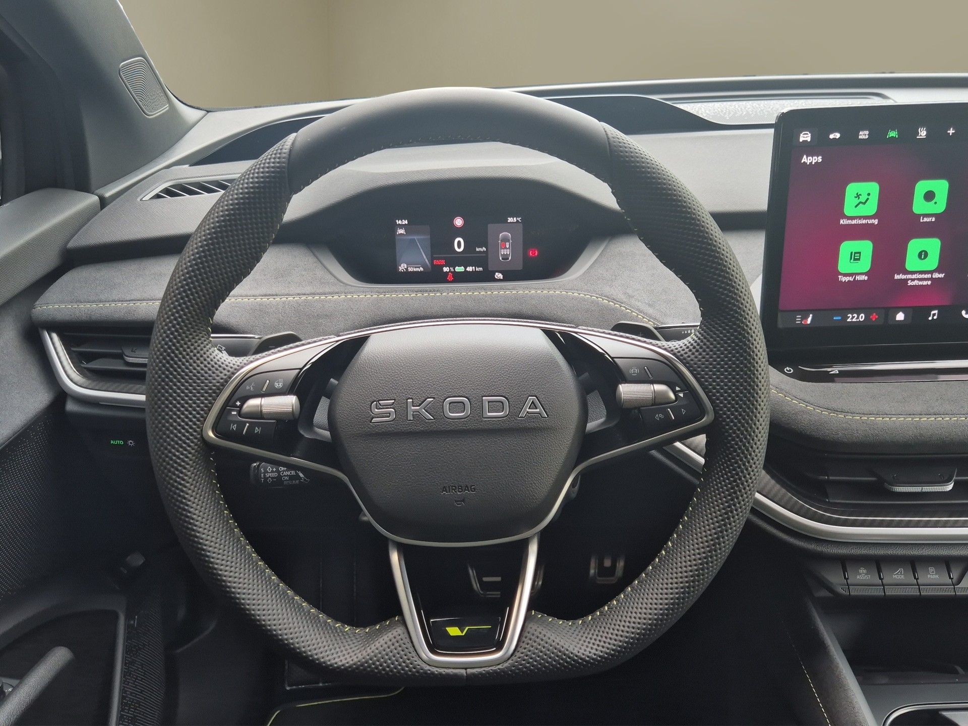 SKODA Elroq RS 4x4-image-12