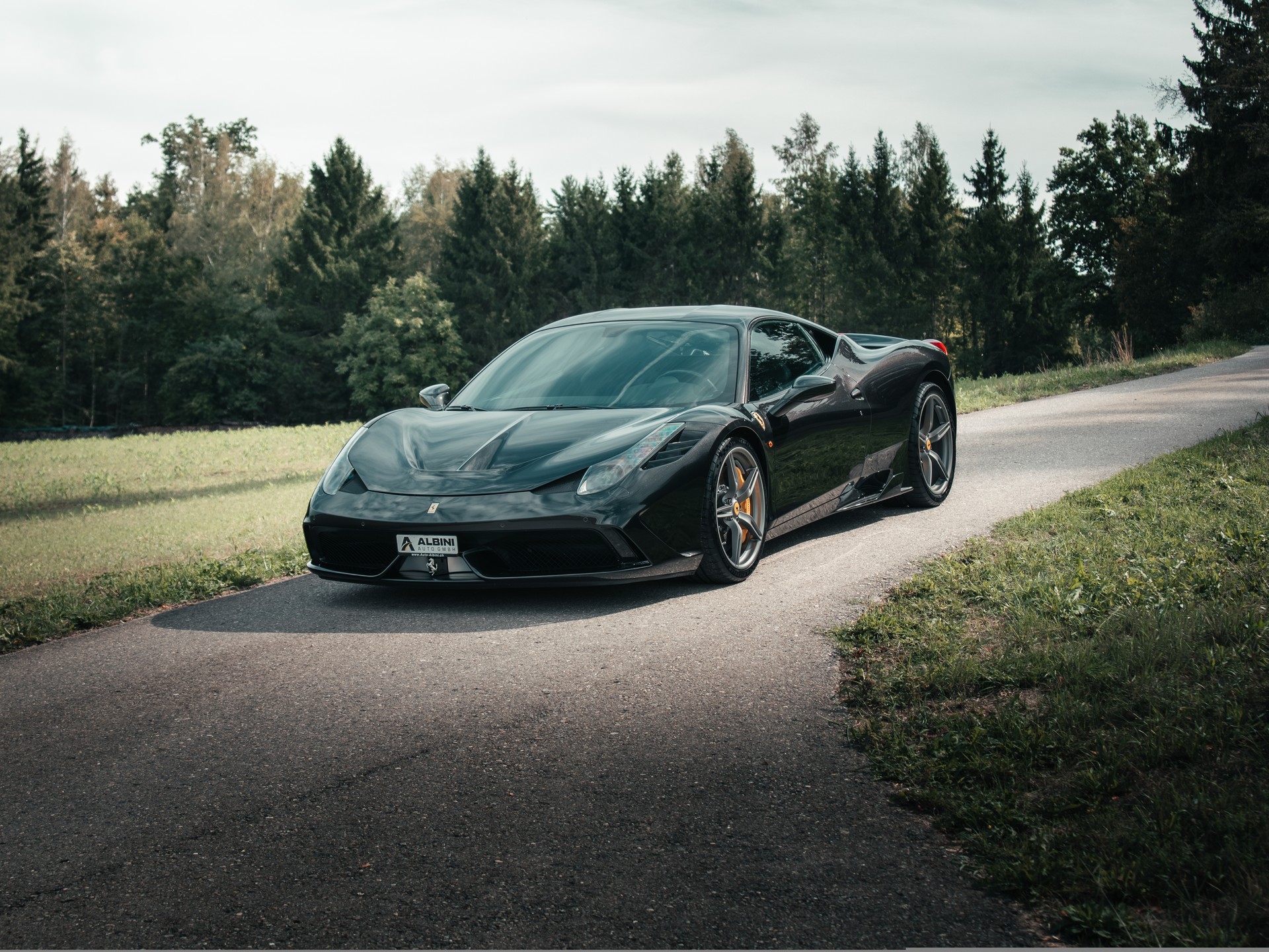 FERRARI 458 Speciale 4.5 V8-showroom-element-2