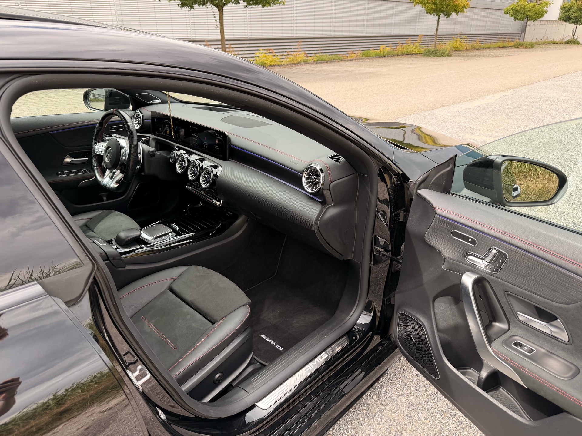 MERCEDES-BENZ CLA 35 AMG 4matic-image-3