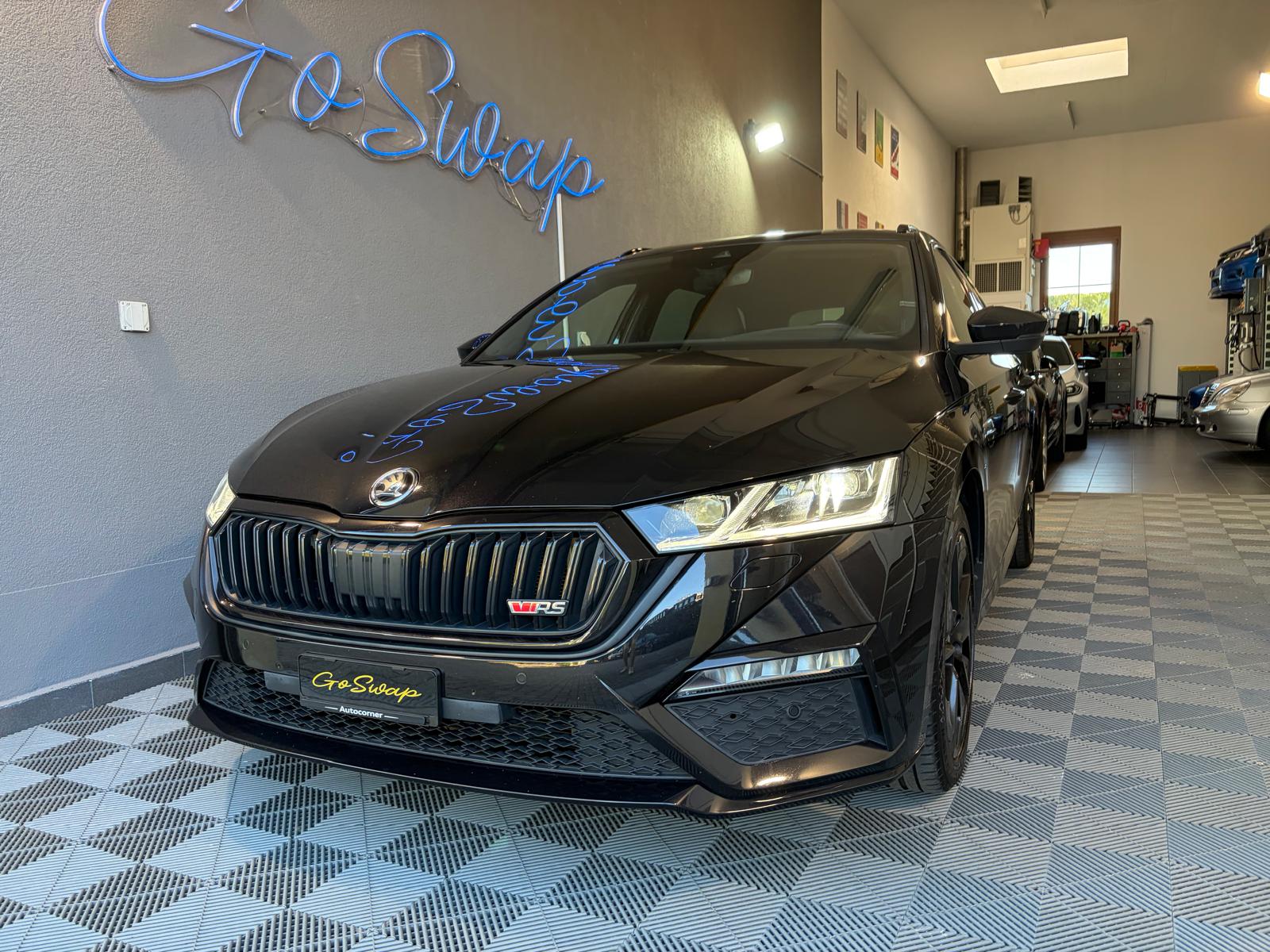 SKODA Octavia Combi 1.4 TSI PHEV DSG RS - Pack MY RS-showroom-element-1