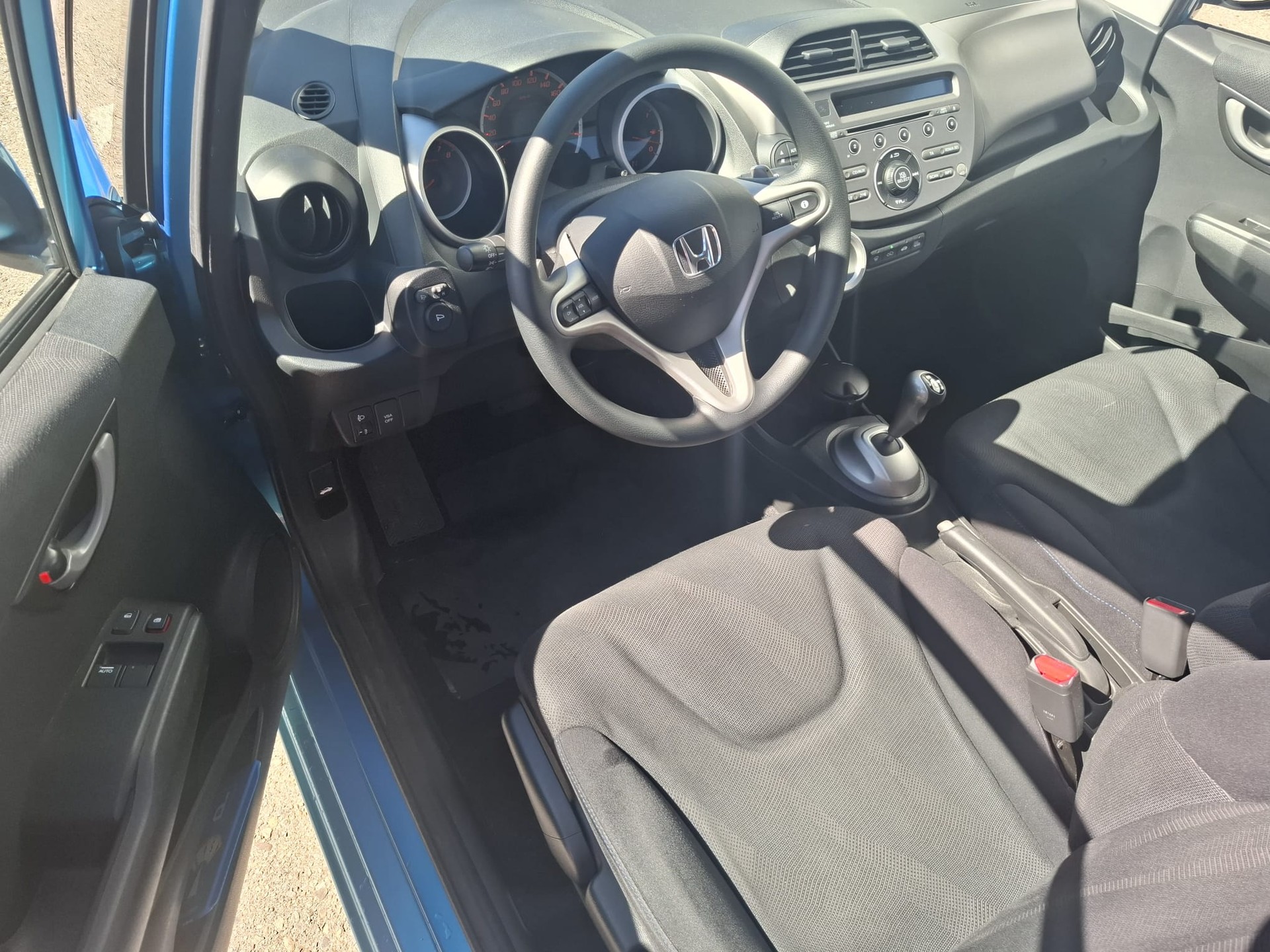 HONDA Jazz 1.4i Comfort i-Shift-image-2