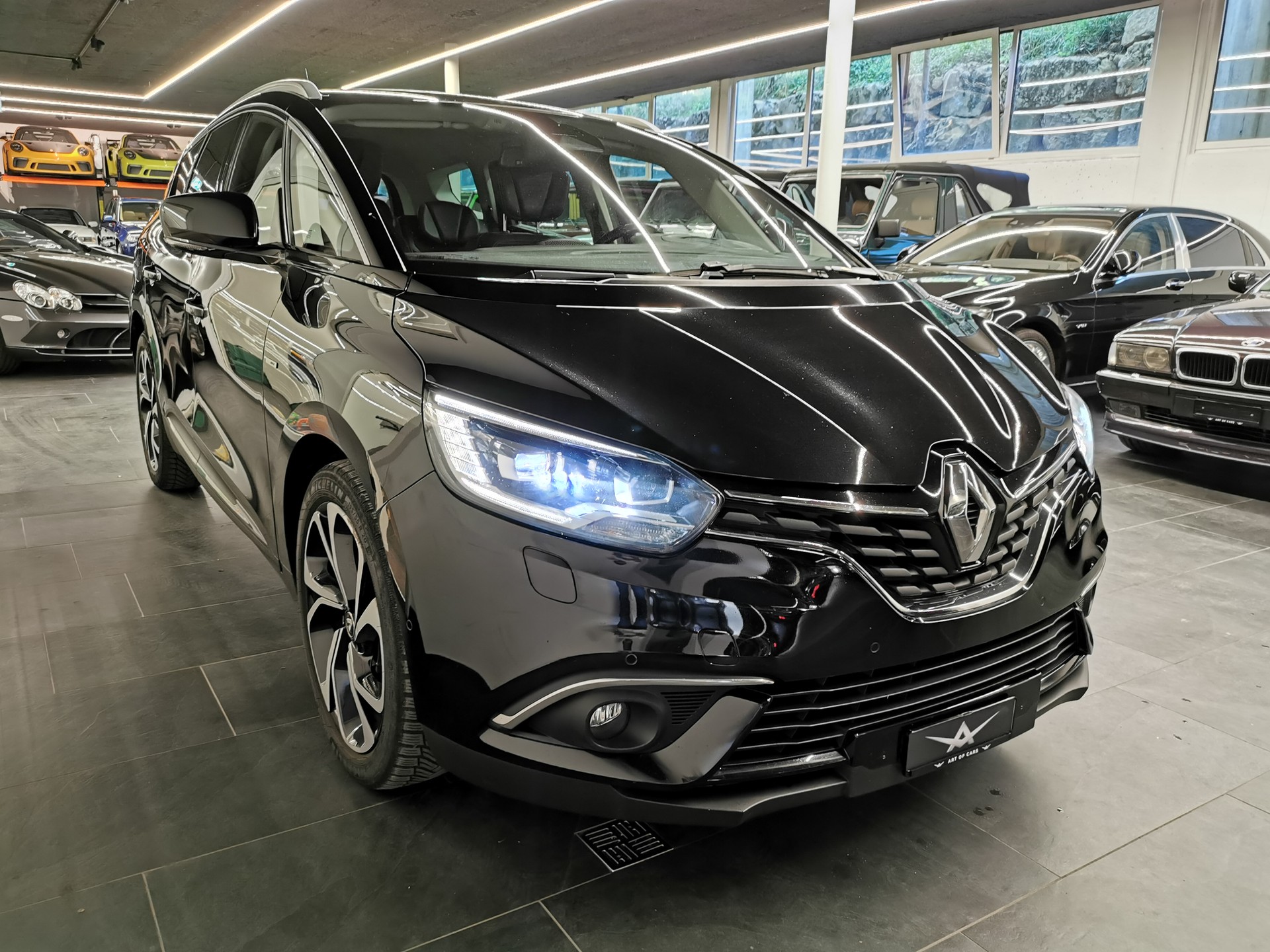 RENAULT Grand Scénic 1.6 dCi Bose EDC RFA 20" HEAD-UP DISPLAY RÜCKFAHRKAMERA