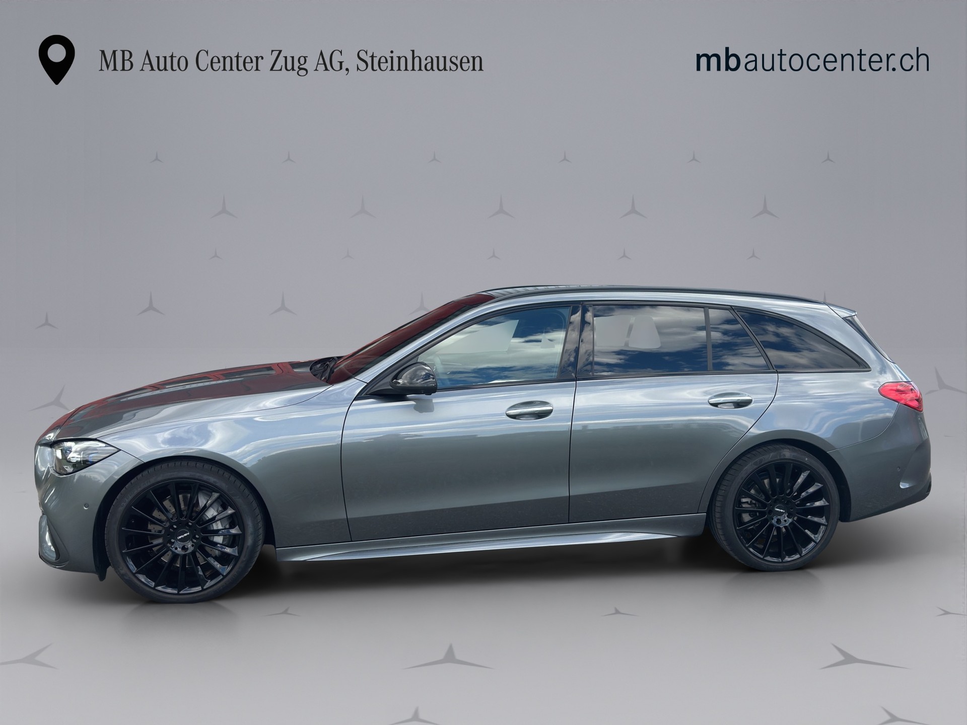 MERCEDES-BENZ C 220 d AMG Line 4matic Kombi-showroom-element-1