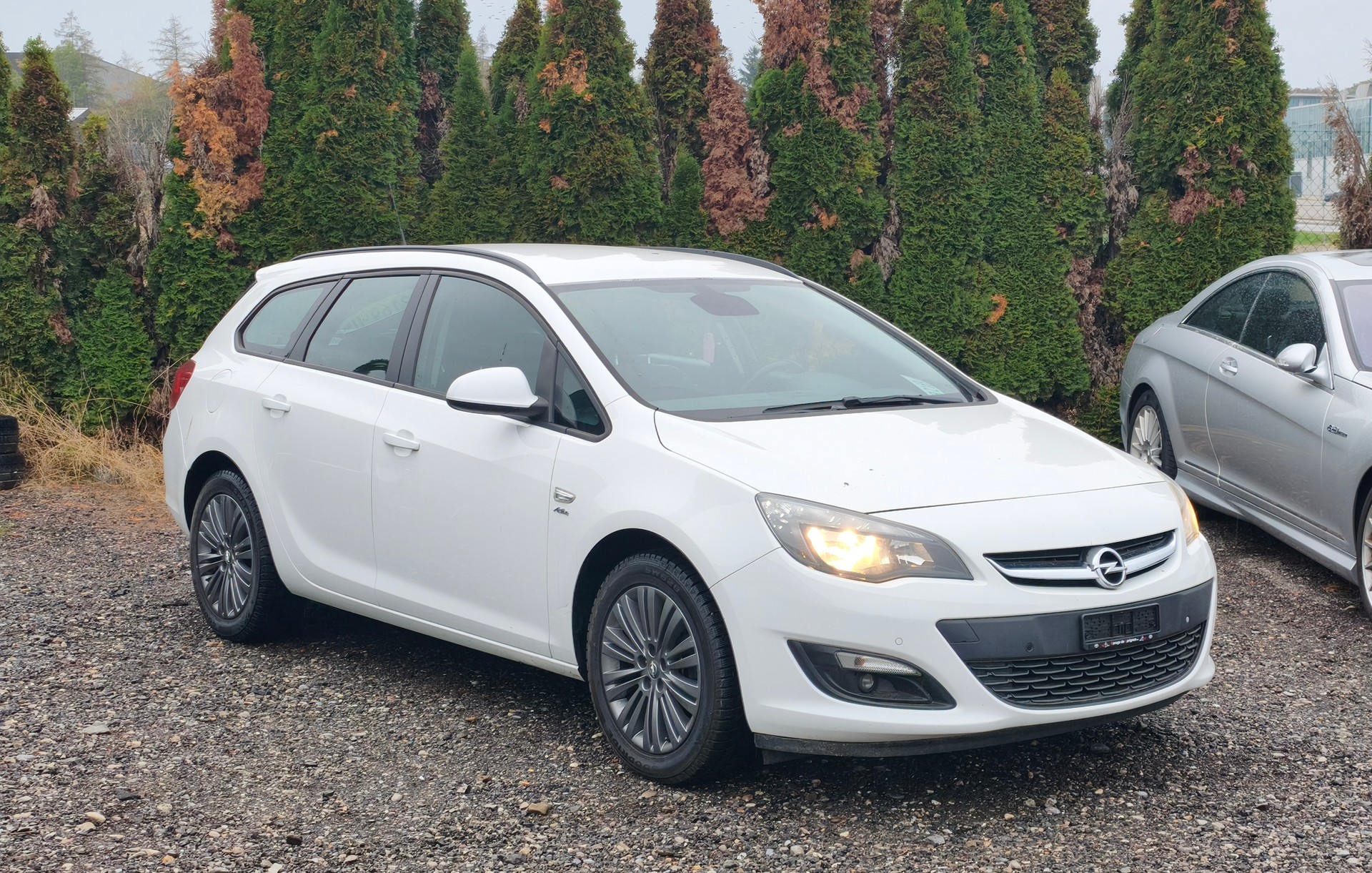 OPEL Astra SportsTourer 1.4i 16V Turbo Sport-image-1