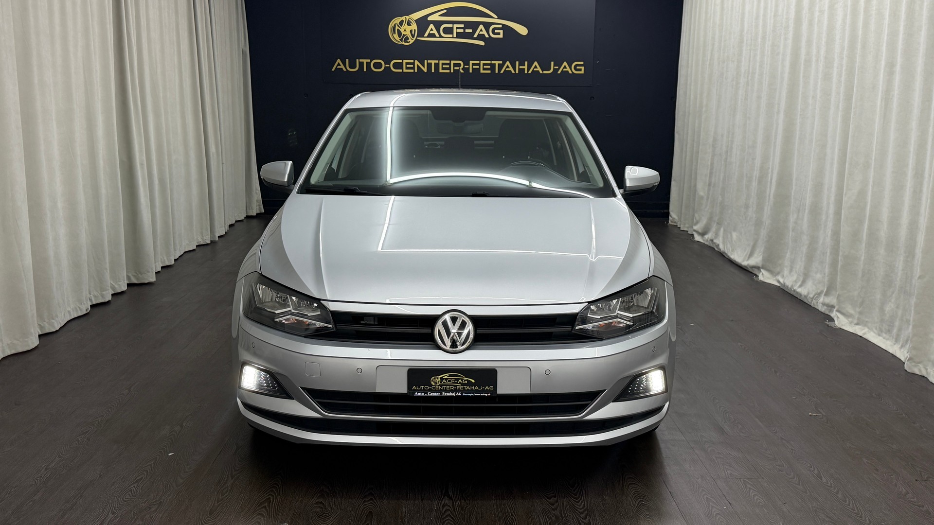 VW Polo 1.0 TSI BMT Trendline-showroom-element-1