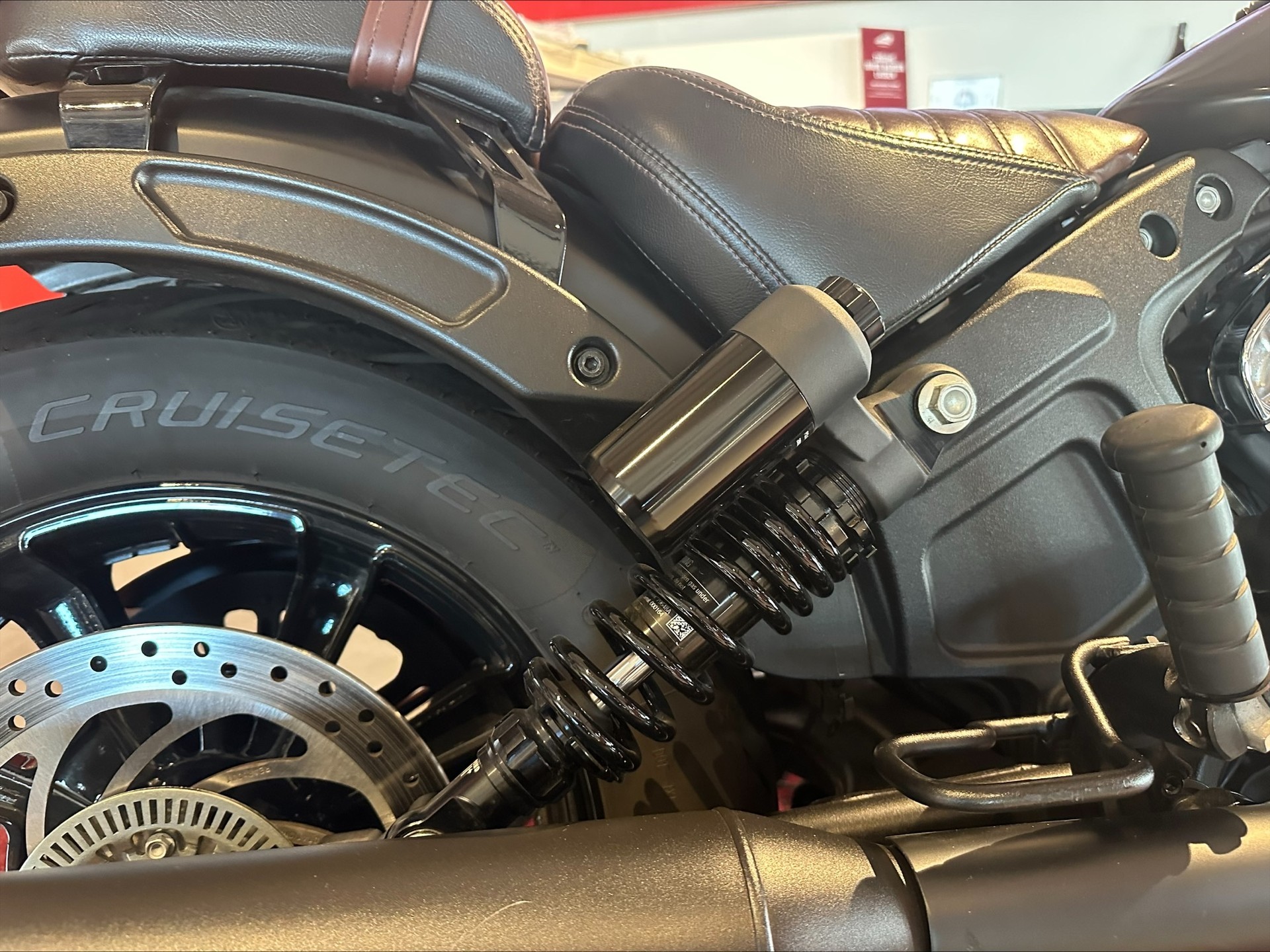INDIAN Scout Bobber ABS-image-5