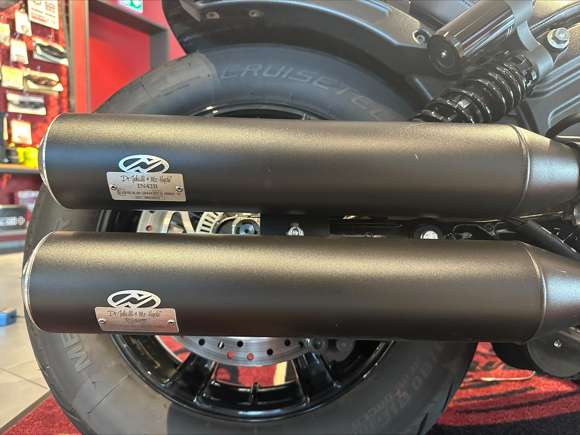 INDIAN Scout Bobber ABS-image-4