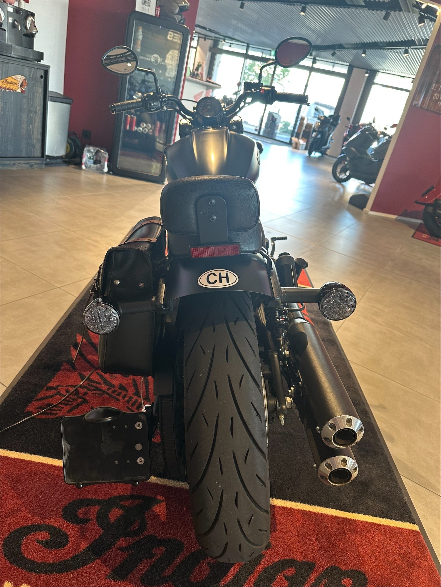 INDIAN Scout Bobber ABS-image-2