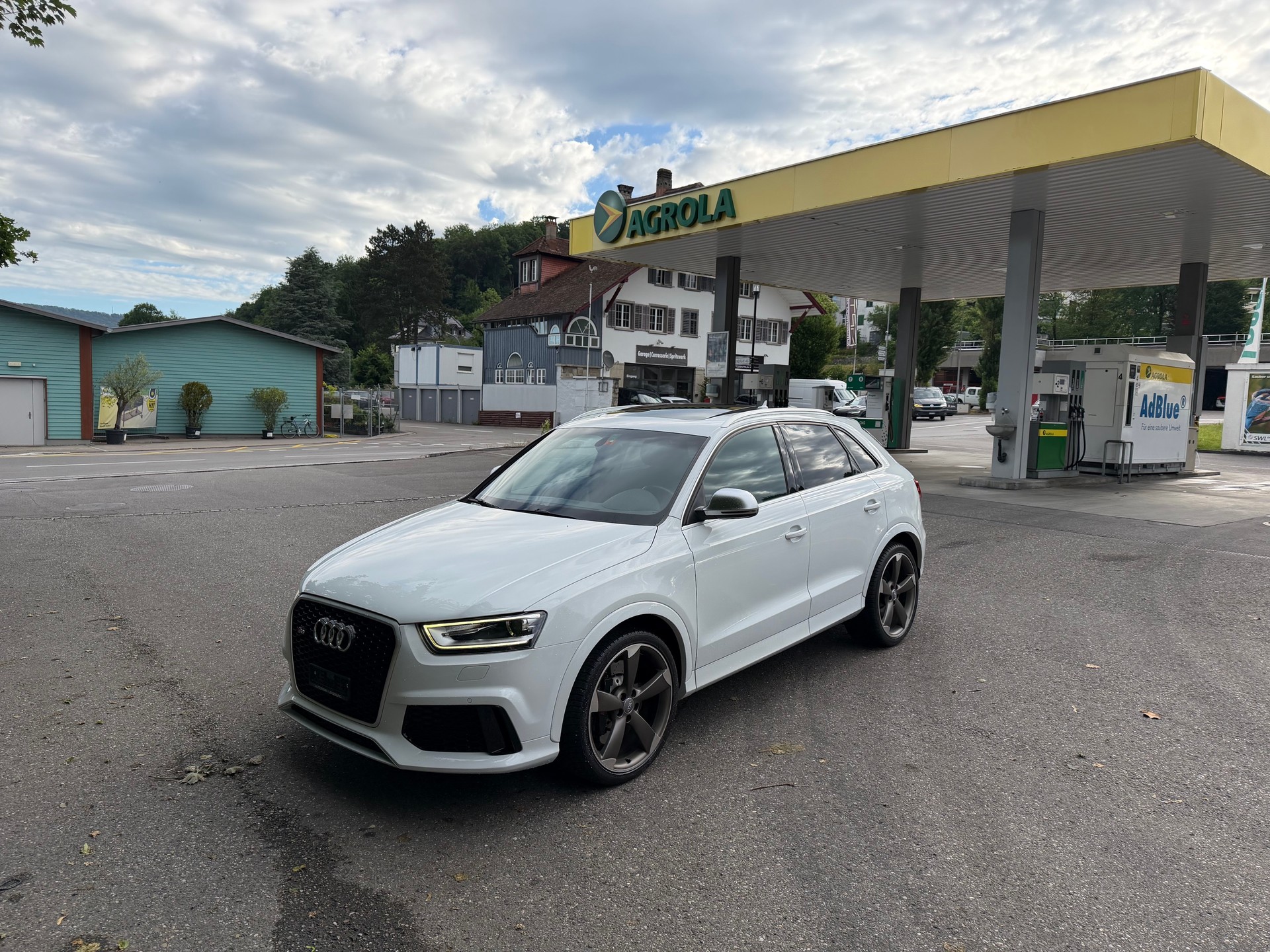 AUDI RS Q3 2.5 TFSI quattro S-tronic