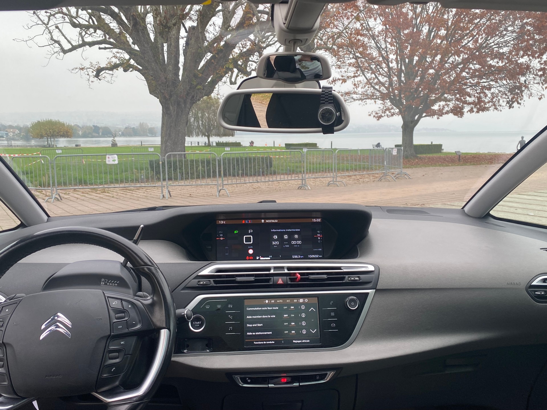 CITROEN C4 Spacetourer 2.0 BlueHDi Shine EAT8-image-13