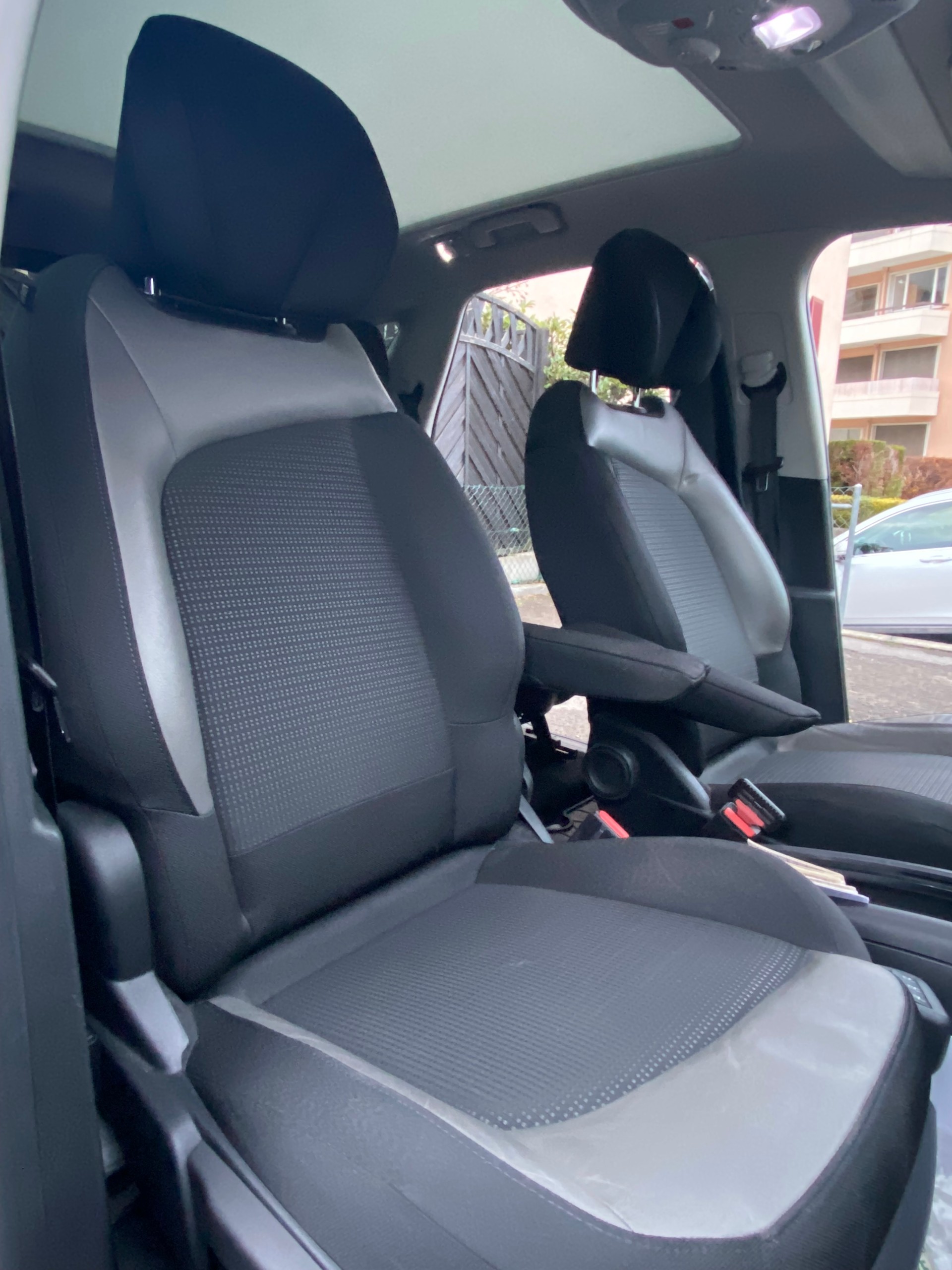 CITROEN C4 Spacetourer 2.0 BlueHDi Shine EAT8-image-6