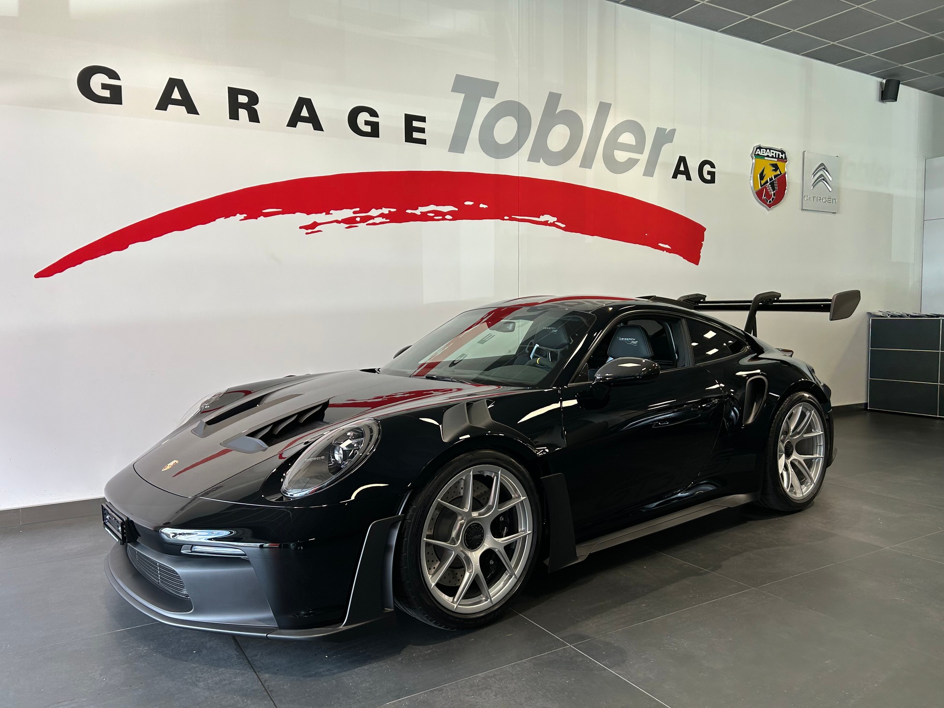 PORSCHE 911 GT3 RS-image-0