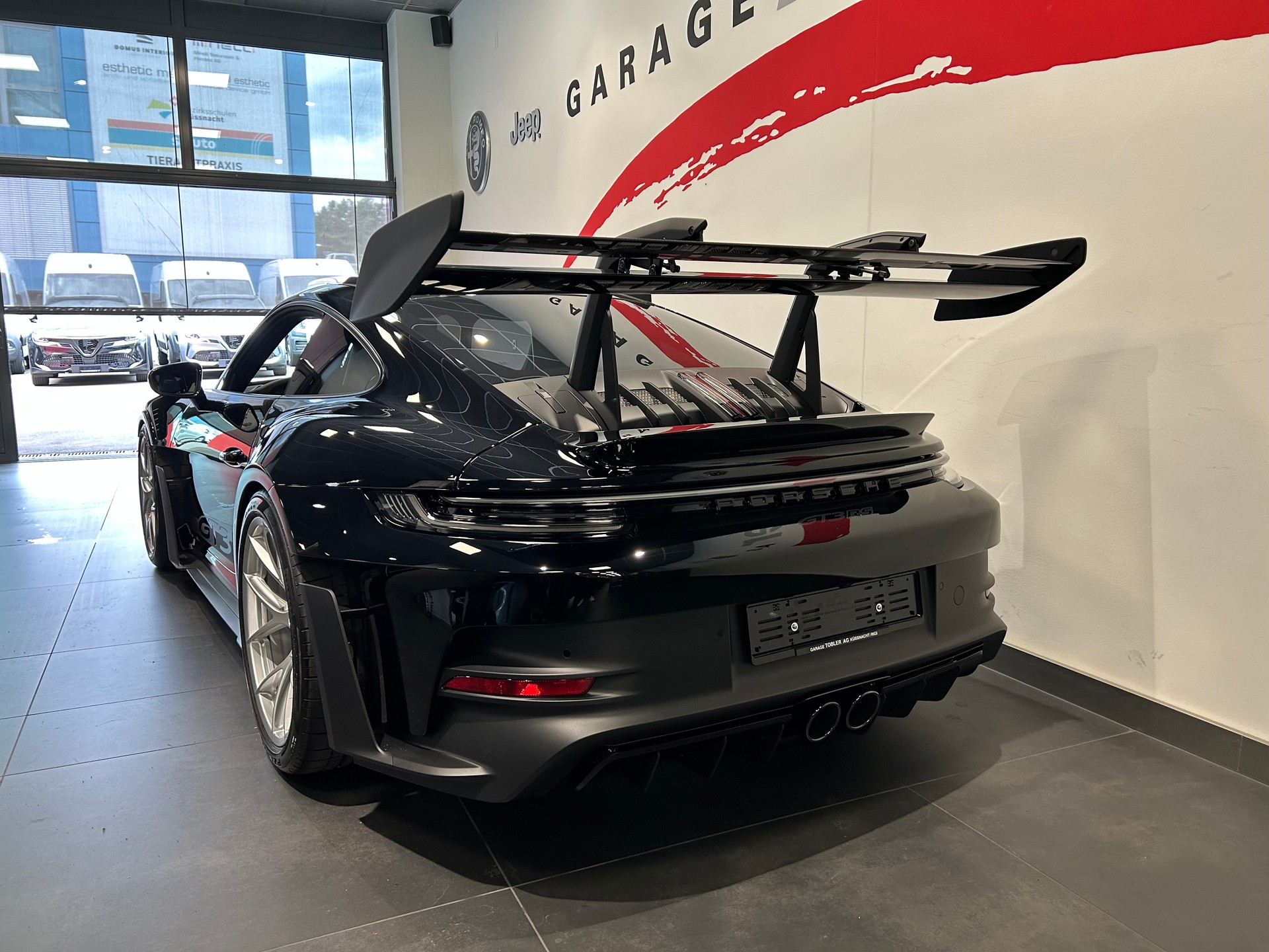 PORSCHE 911 GT3 RS-image-12