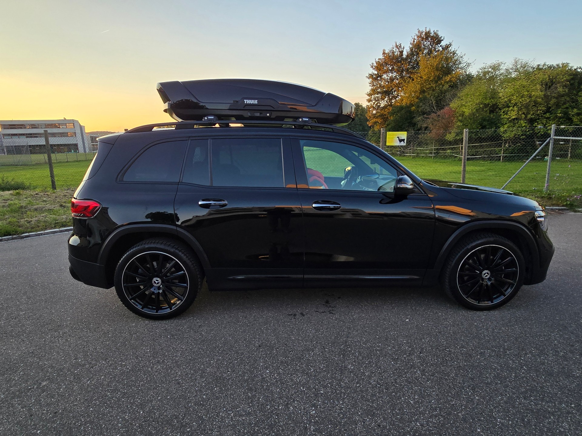 MERCEDES-BENZ GLB 200 d 4Matic AMG Line 8G-Tronic