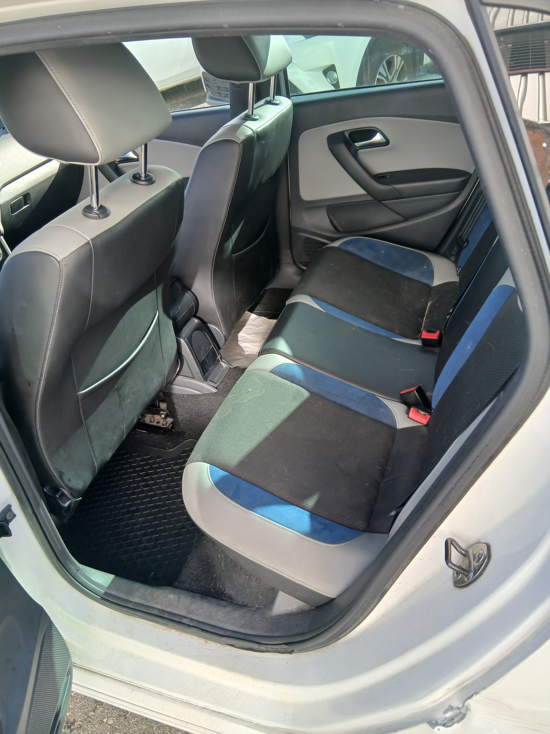 VW Polo 1.4 TSI BlueGT DSG-image-7