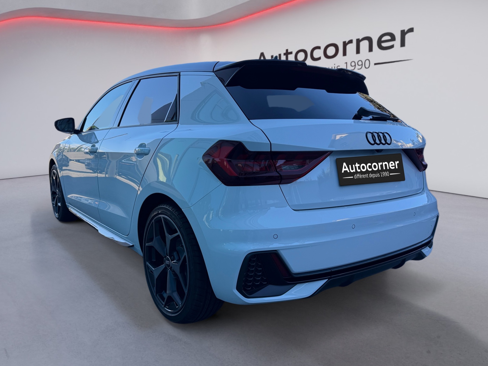 AUDI A1 Sportback 30 TFSI S Line Attraction S-tronic-image-4