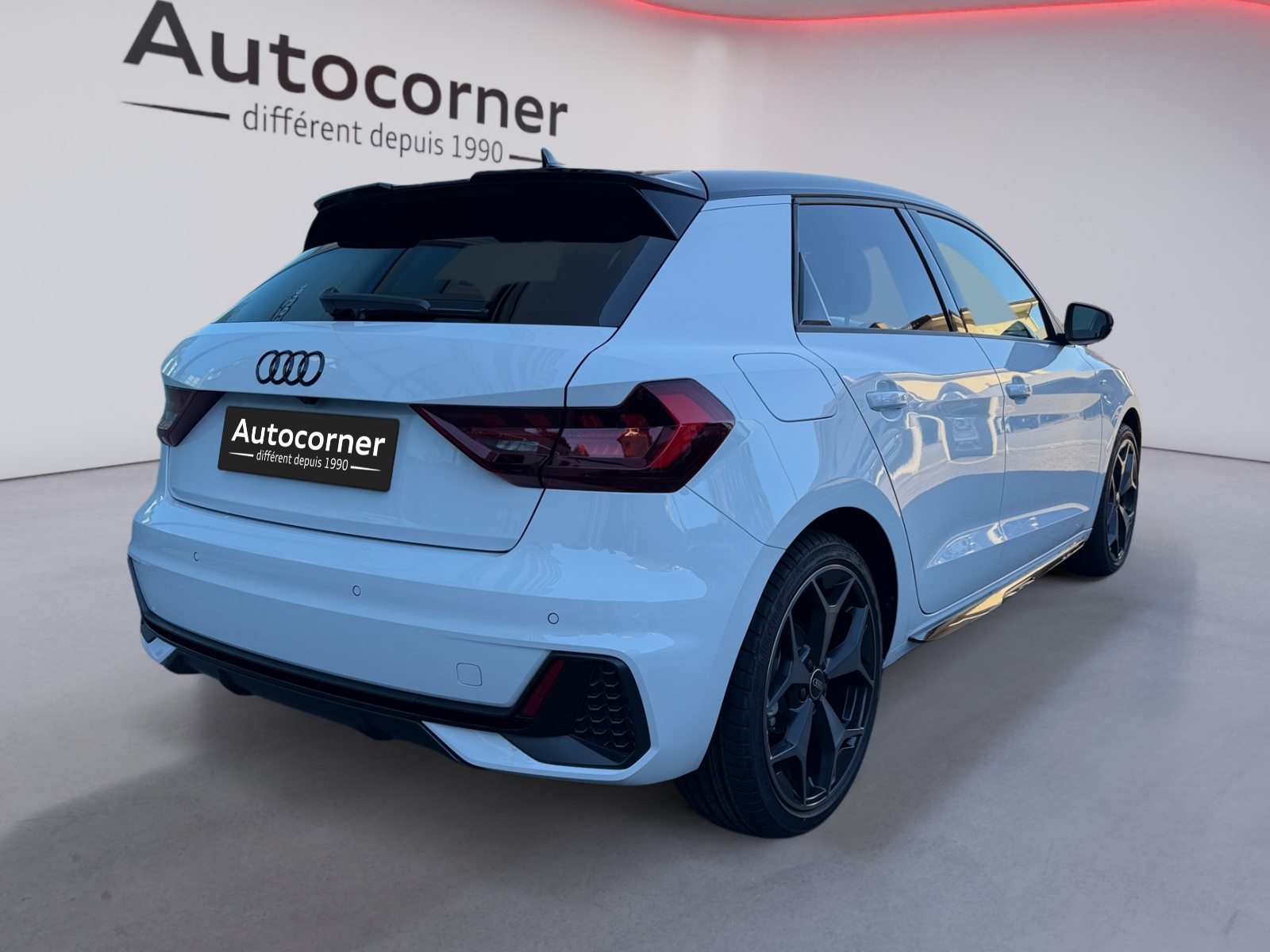AUDI A1 Sportback 30 TFSI S Line Attraction S-tronic-showroom-element-2