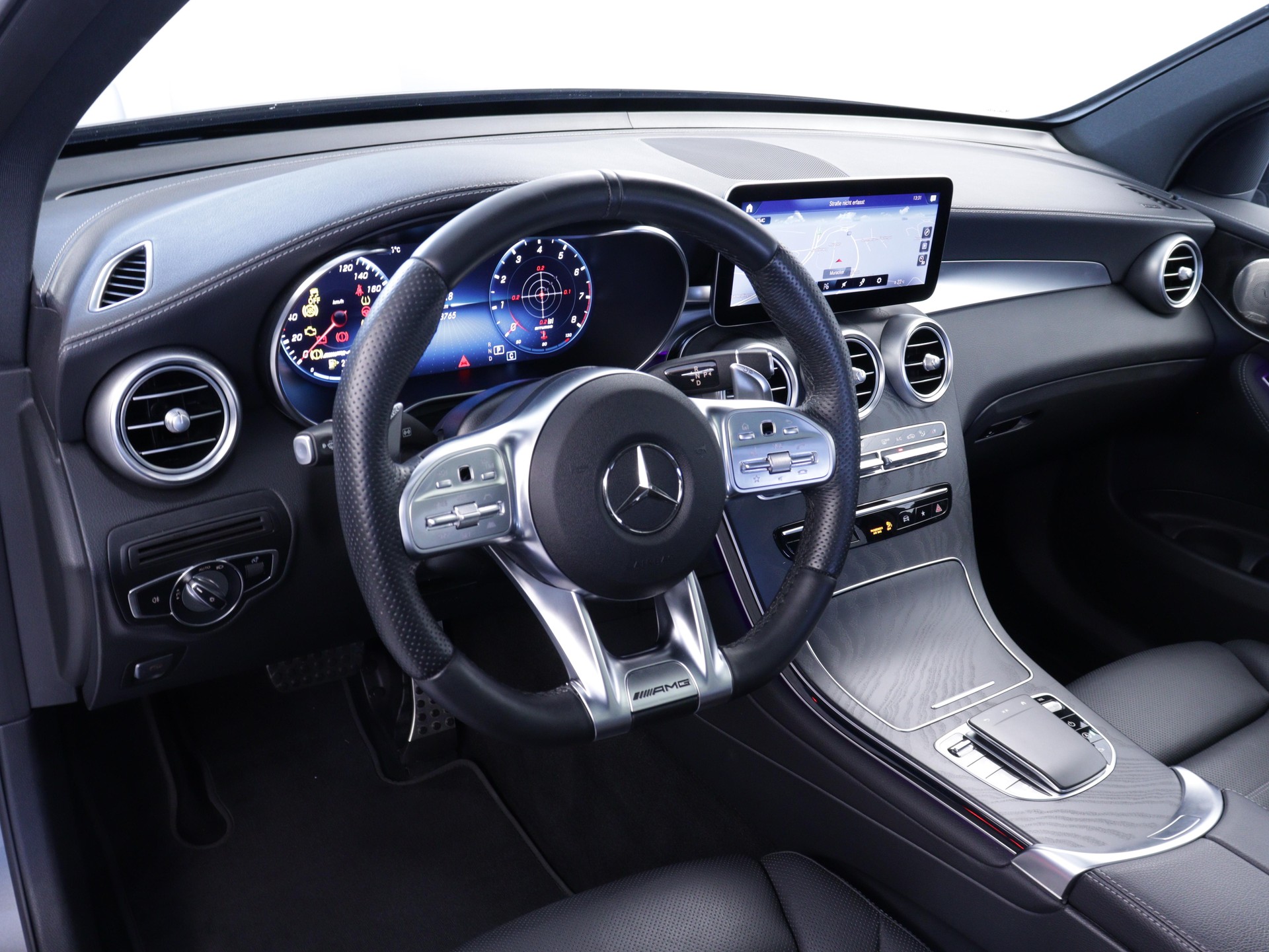 MERCEDES-BENZ GLC 43 AMG 4m-image-6