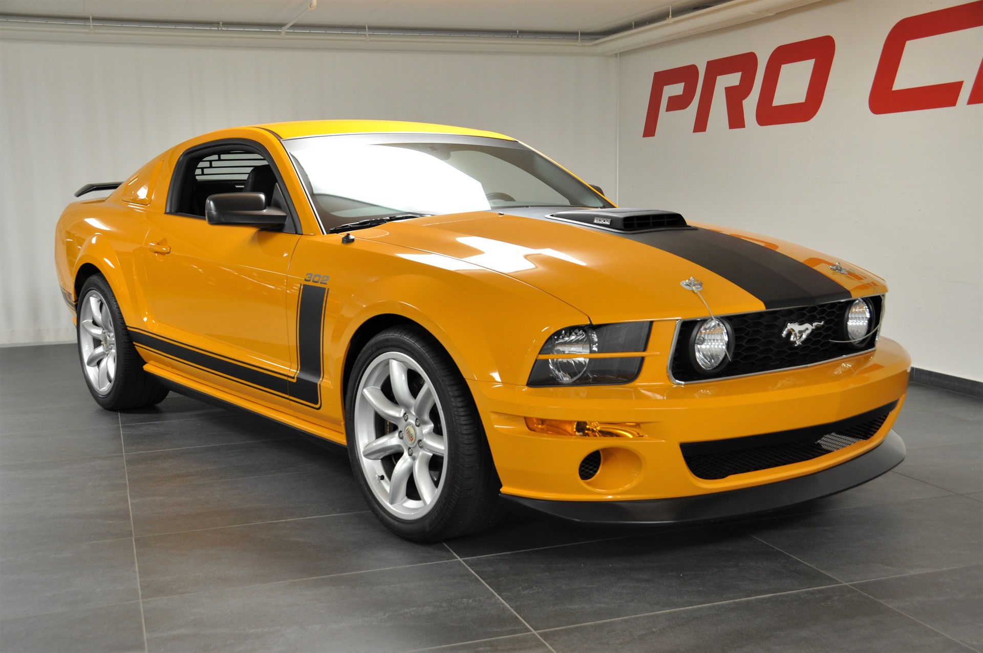 FORD Mustang Saleen Parnelli Jones 19 of 500-image-1