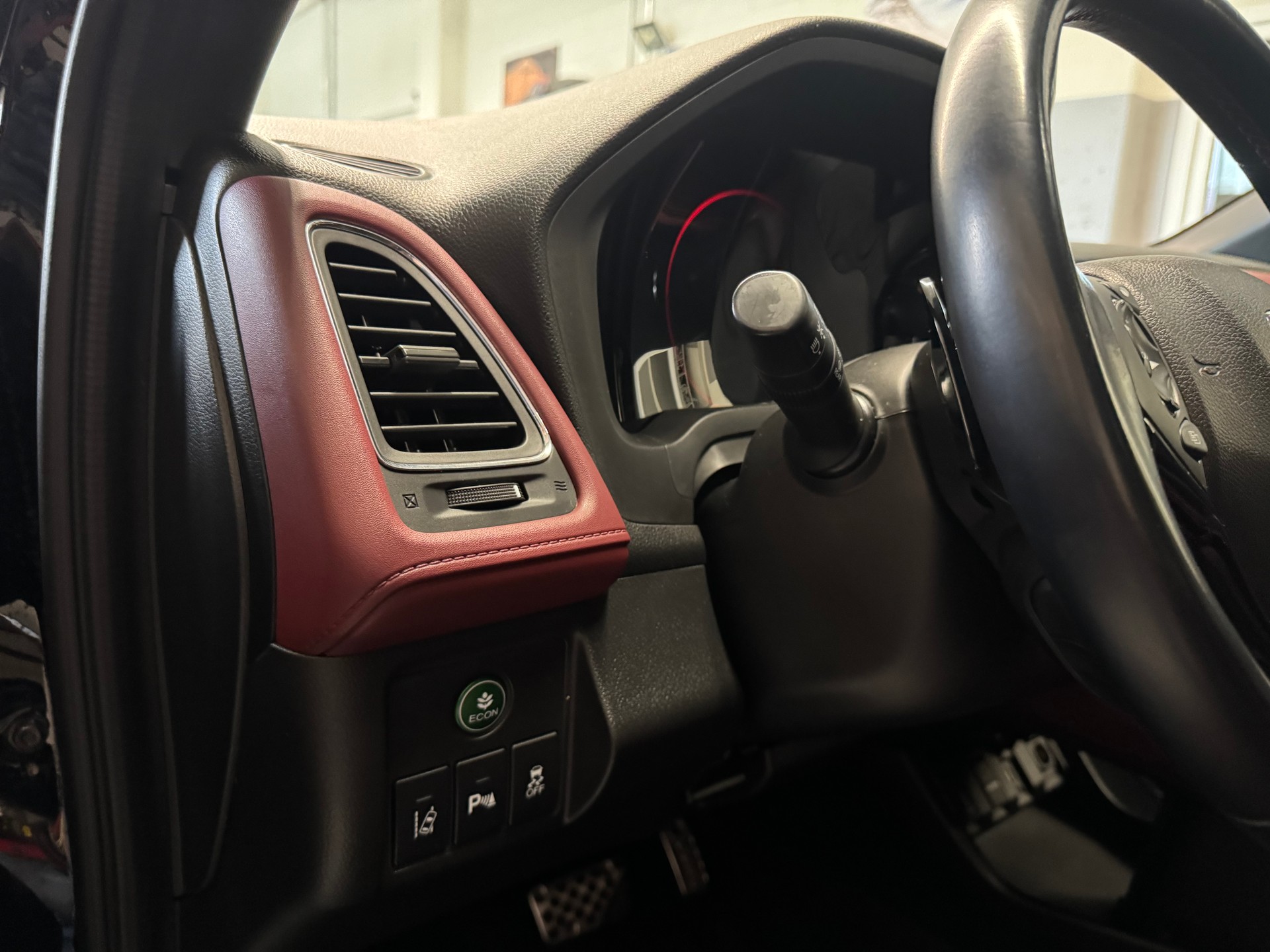 HONDA HR-V 1.5i-VTEC Turbo CVT-image-8