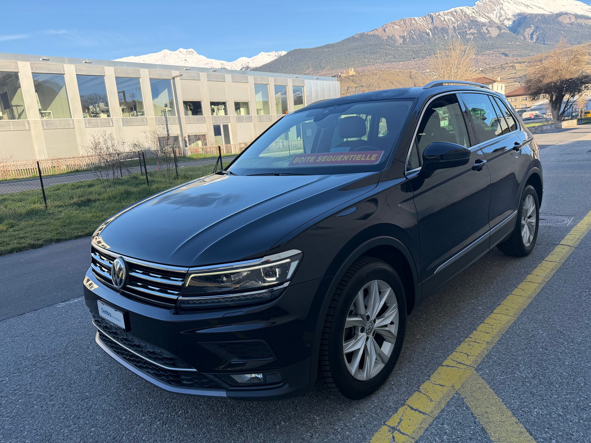 VW Tiguan 2.0TSI Highline 4Motion DSG-image-13