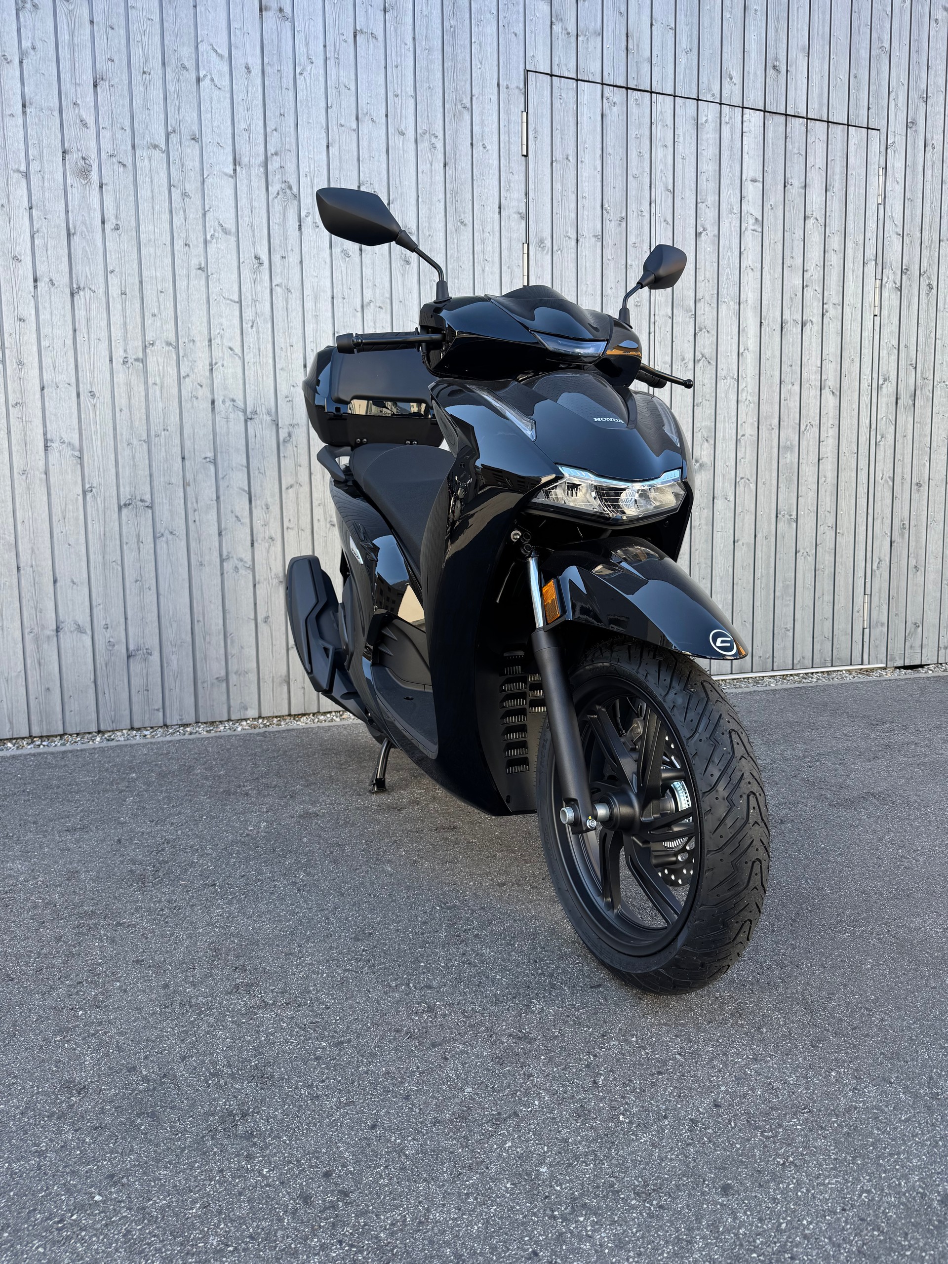 HONDA SH 350-image-1