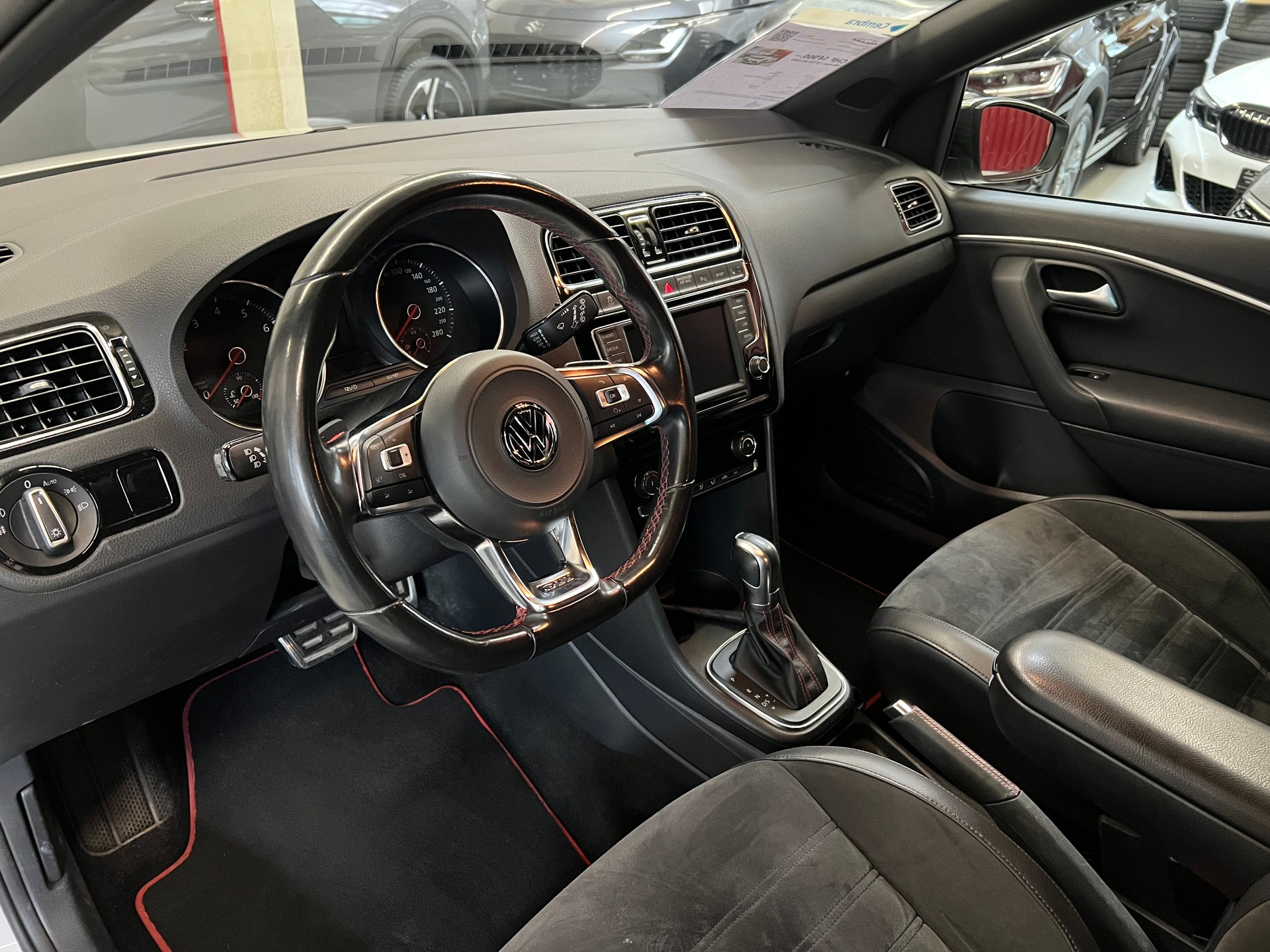 VW Polo 1.8 TSI GTI DSG-image-4