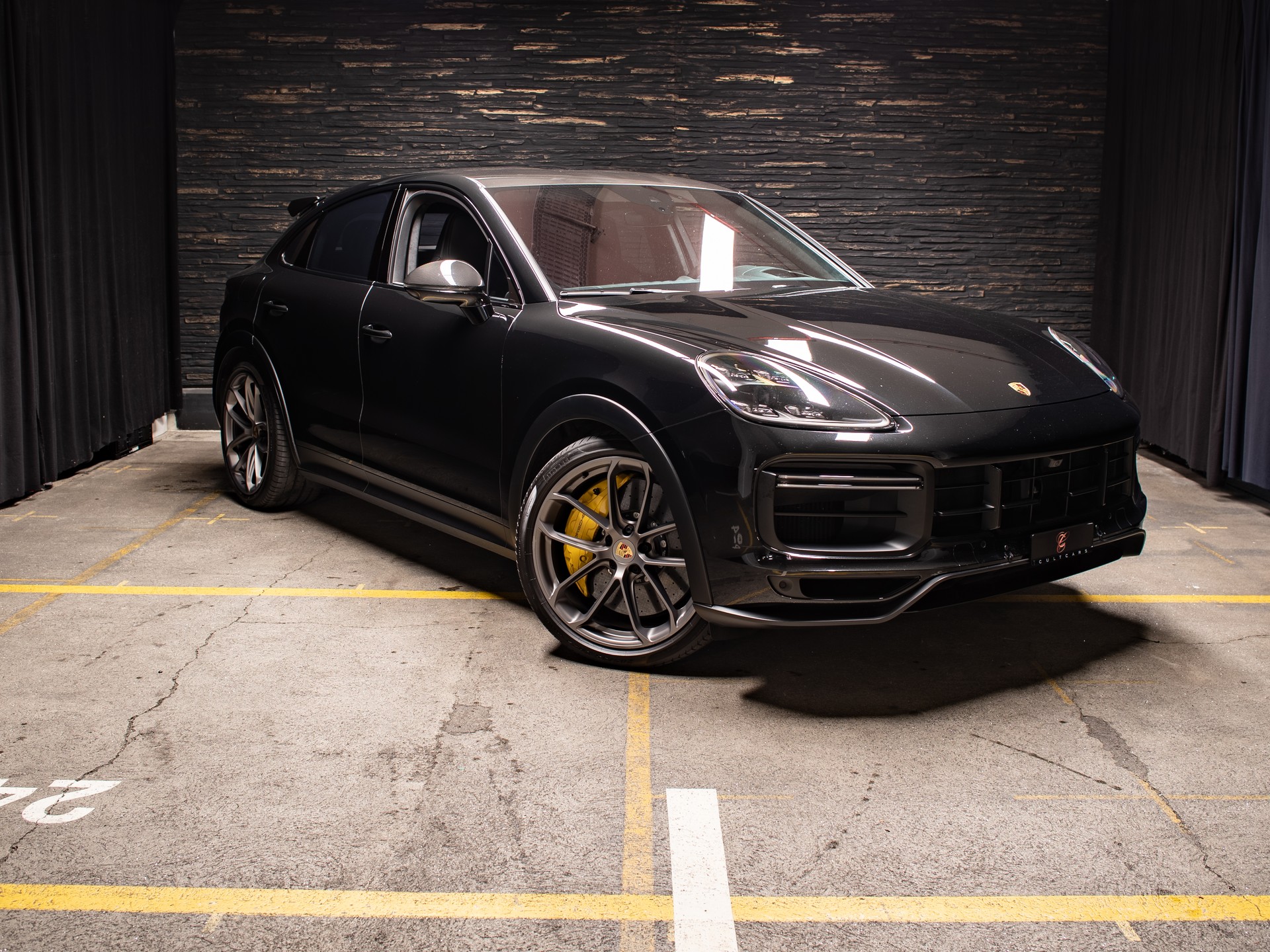 PORSCHE Cayenne Turbo GT-image-5