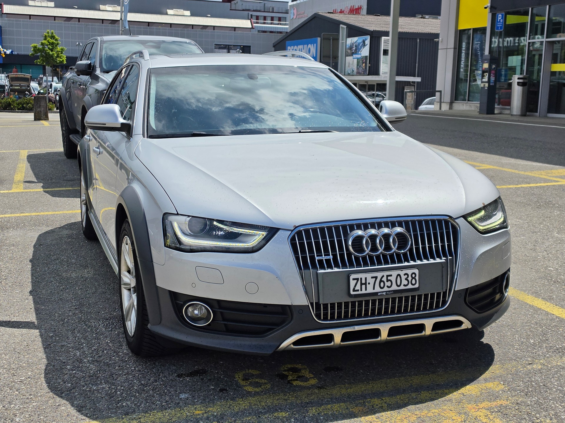 AUDI A4 Allroad 2.0 TDI 177 PS-image-4
