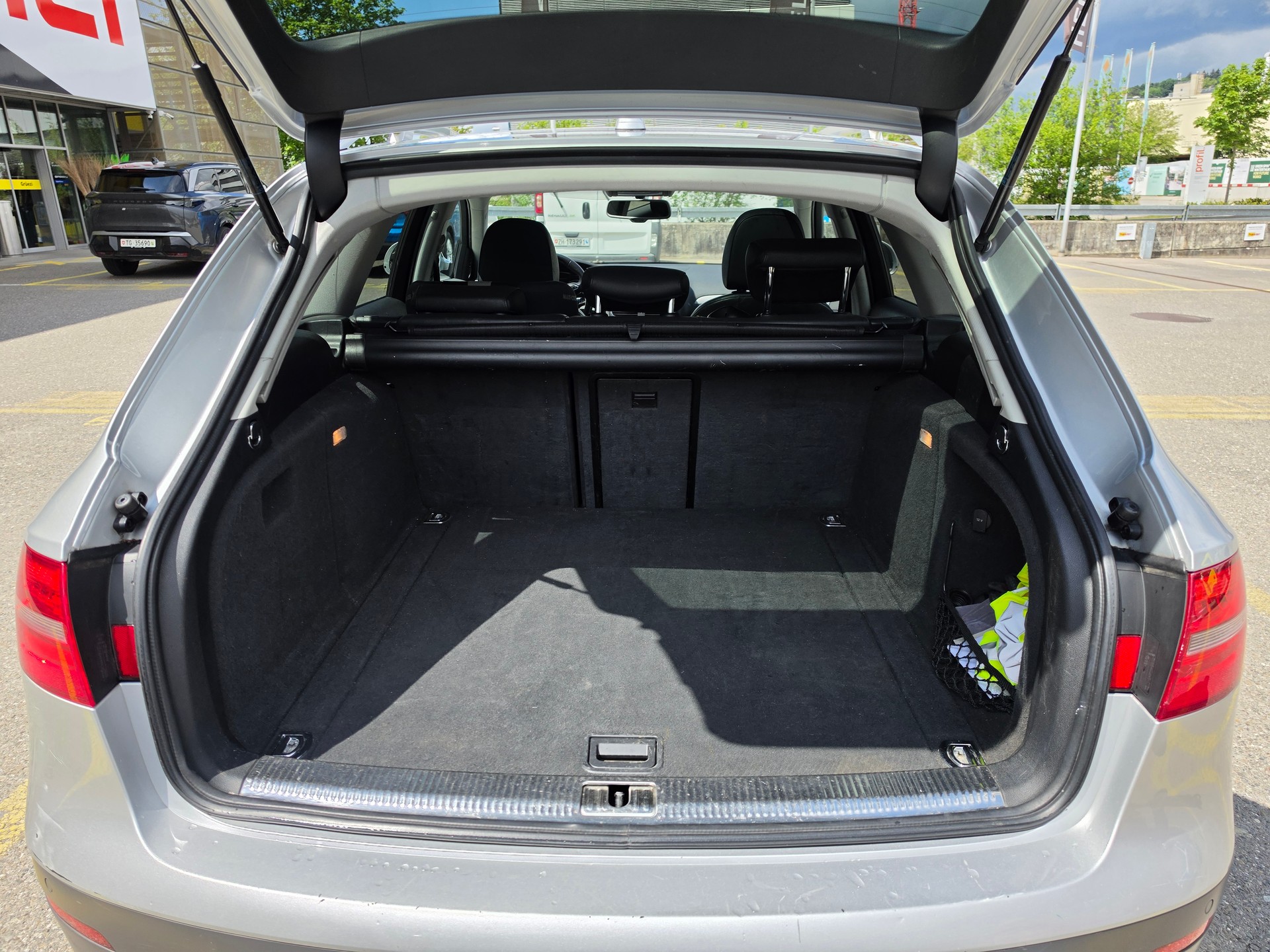 AUDI A4 Allroad 2.0 TDI 177 PS-image-16