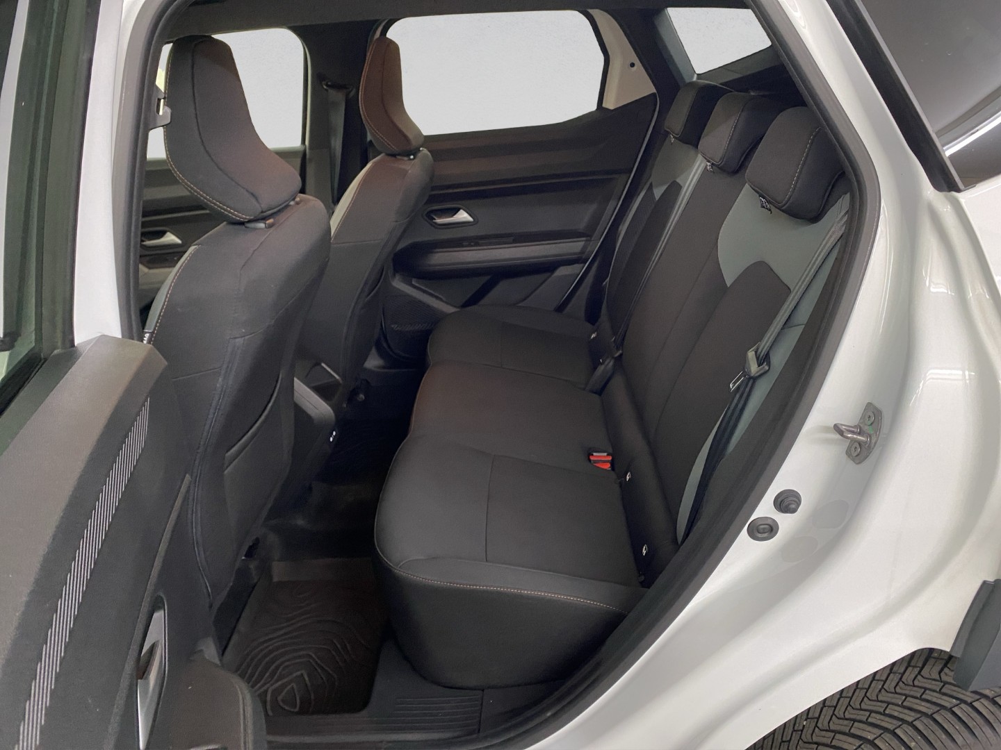 DACIA Duster TCe 130 48V Extreme 4x4-image-11