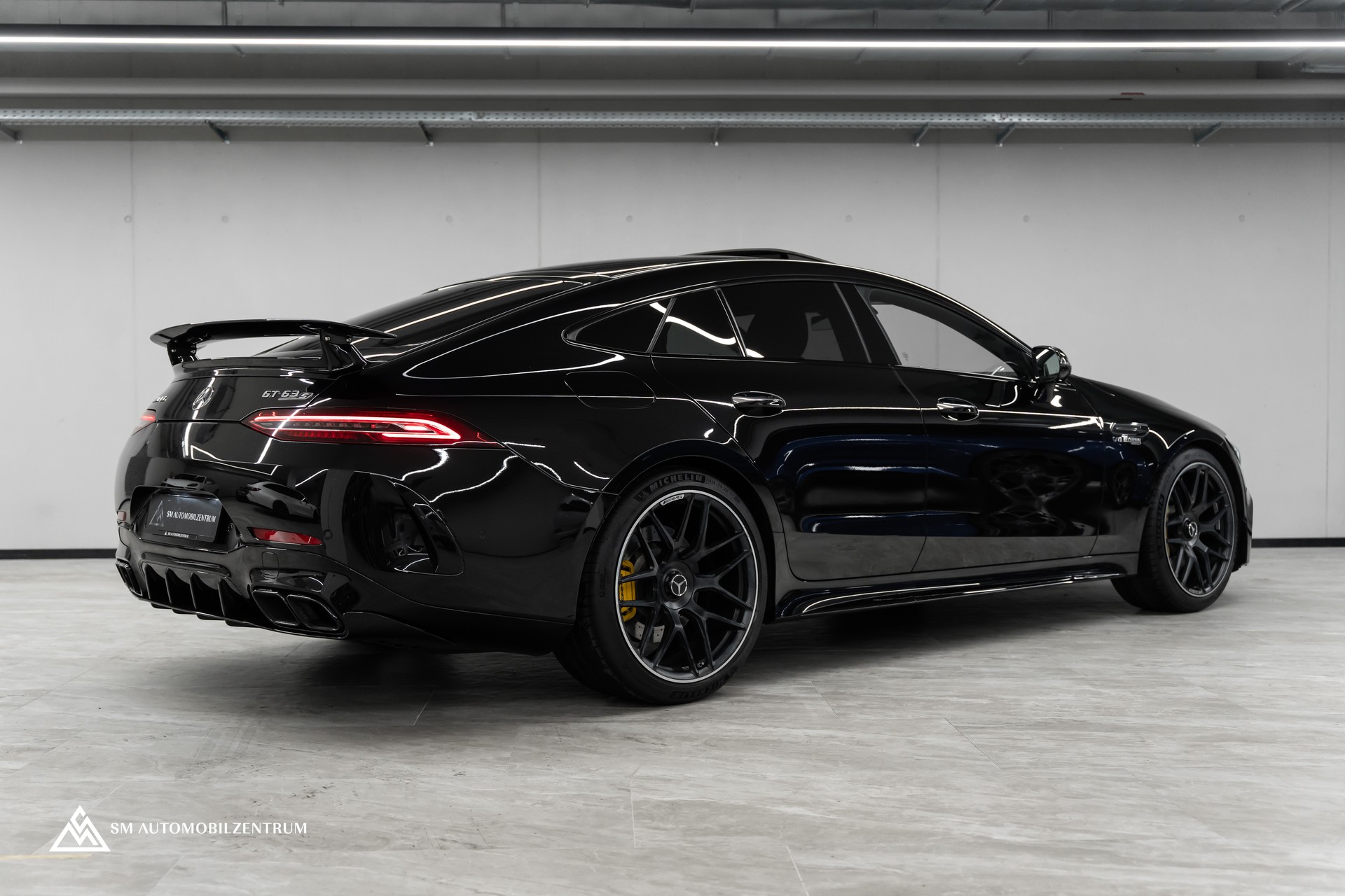 MERCEDES-BENZ AMG GT 63 S 4matic+ / Aero Paket / 360° / Head-Up / Panorama-image-7