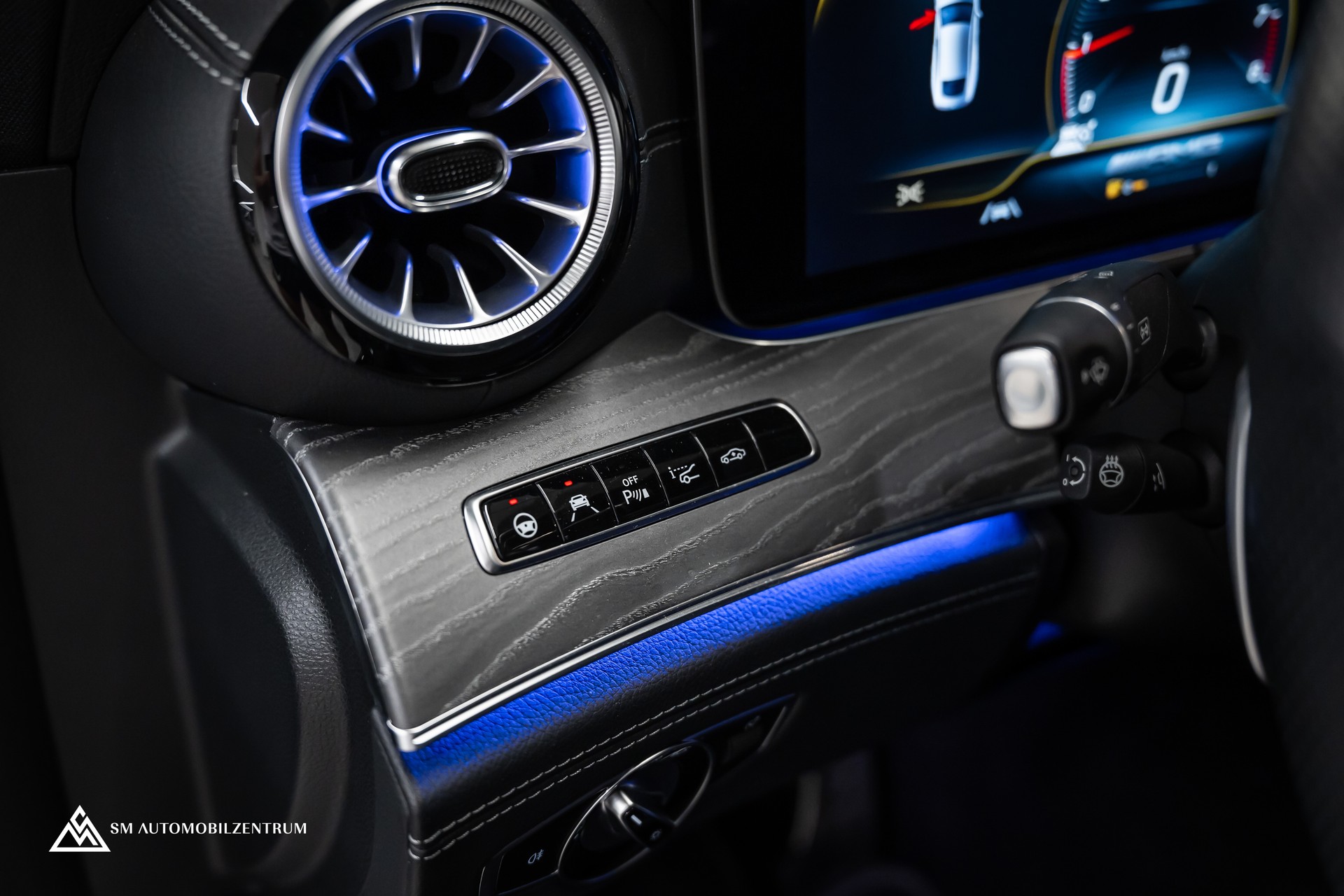 MERCEDES-BENZ AMG GT 63 S 4matic+ / Aero Paket / 360° / Head-Up / Panorama-image-23