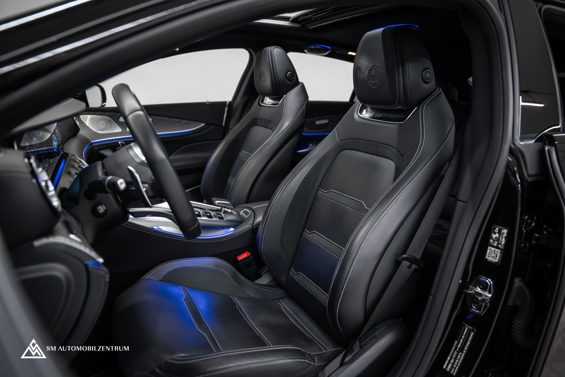 MERCEDES-BENZ AMG GT 63 S 4matic+ / Aero Paket / 360° / Head-Up / Panorama-image-16