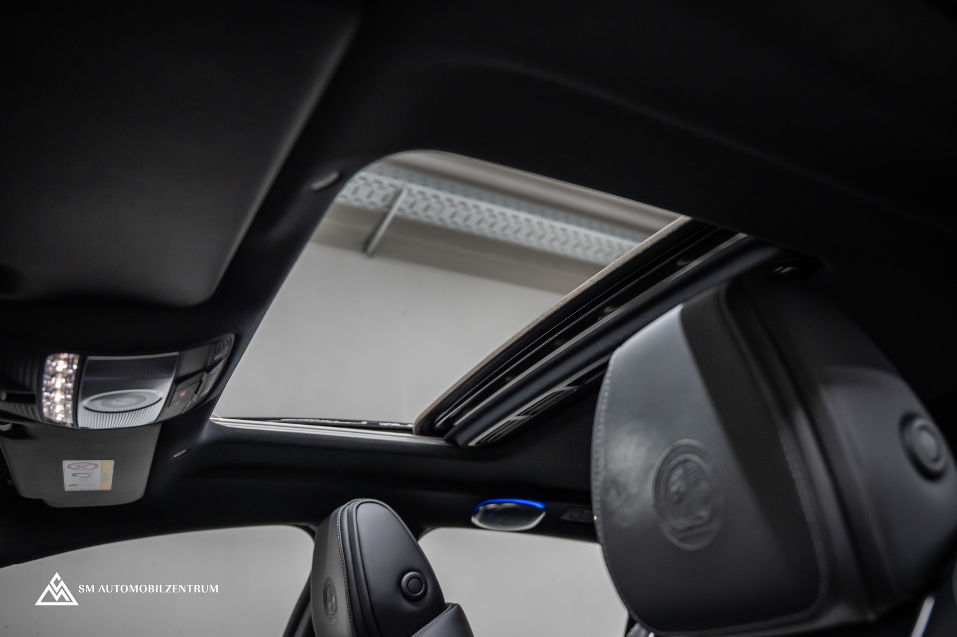 MERCEDES-BENZ AMG GT 63 S 4matic+ / Aero Paket / 360° / Head-Up / Panorama-image-22