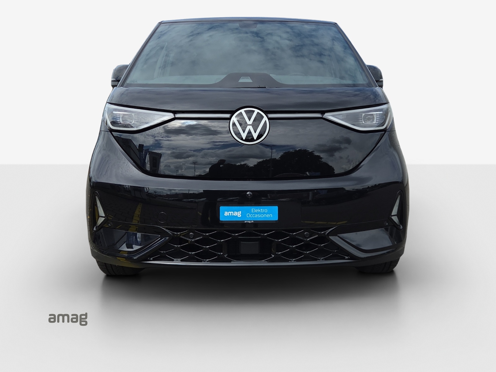 VW ID.Buzz LWB GTX 4 Motion-image-7