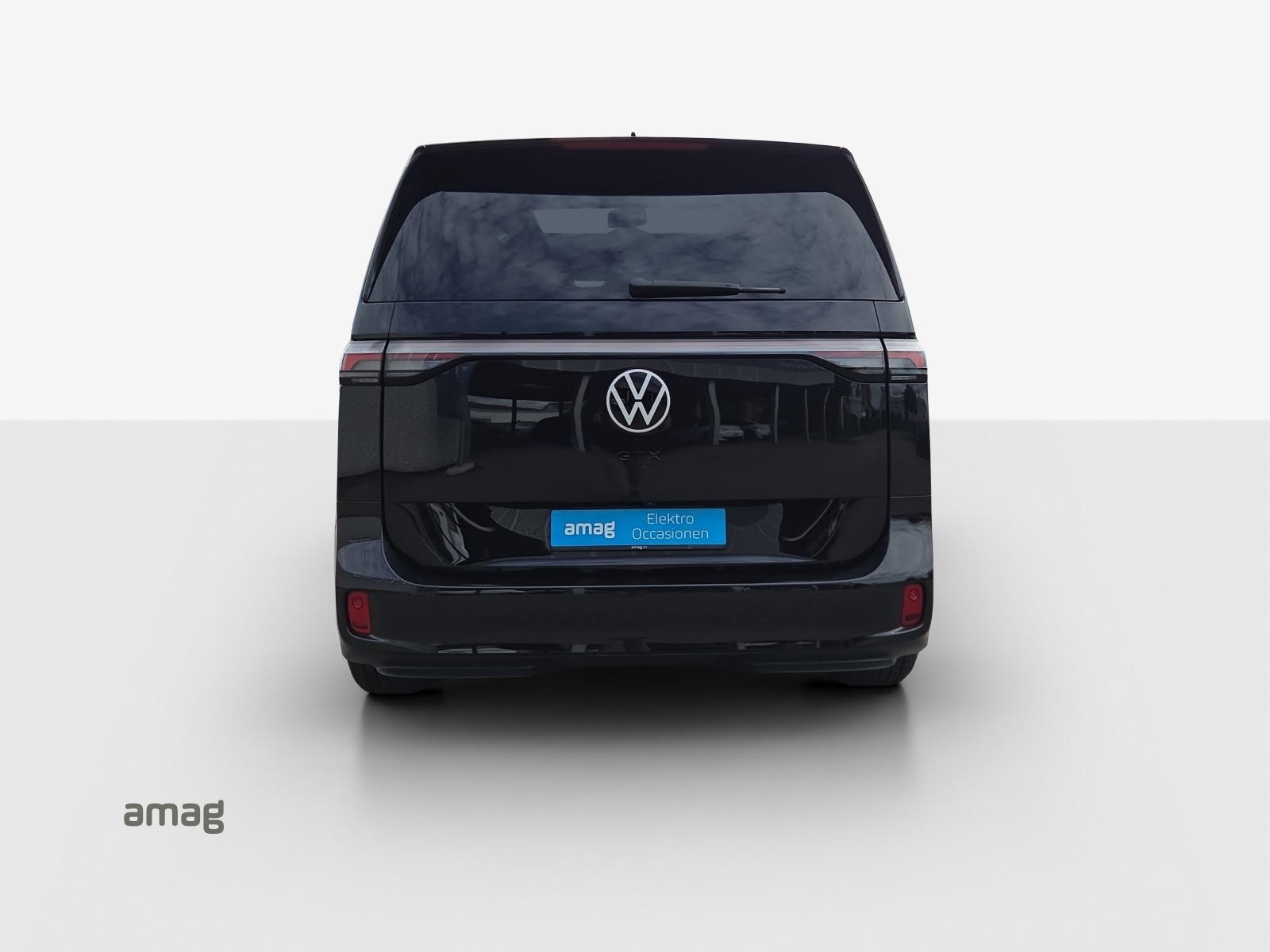 VW ID.Buzz LWB GTX 4 Motion-image-4