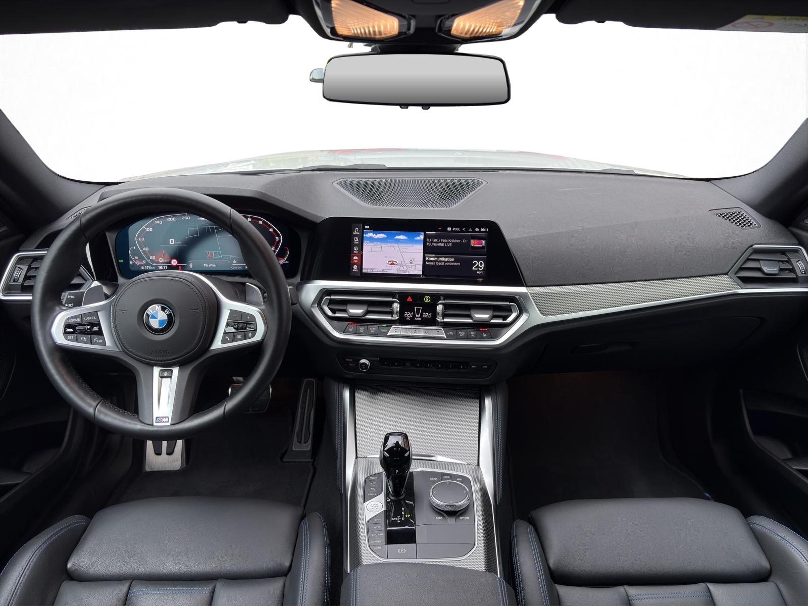 BMW M240i xDrive Coupé-image-12