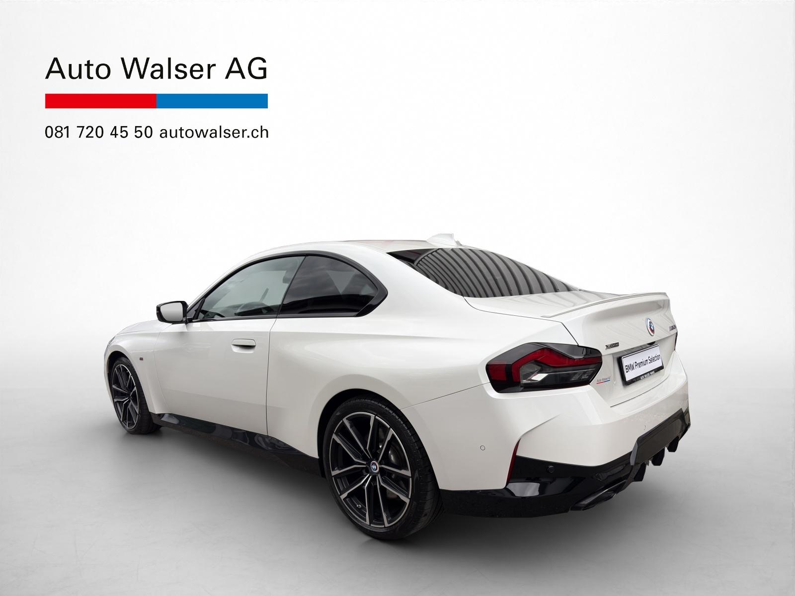 BMW M240i xDrive Coupé-showroom-element-2
