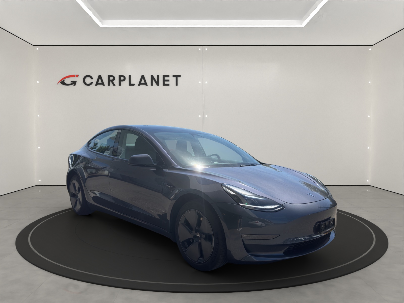 TESLA Model 3 Long Range D-image-12