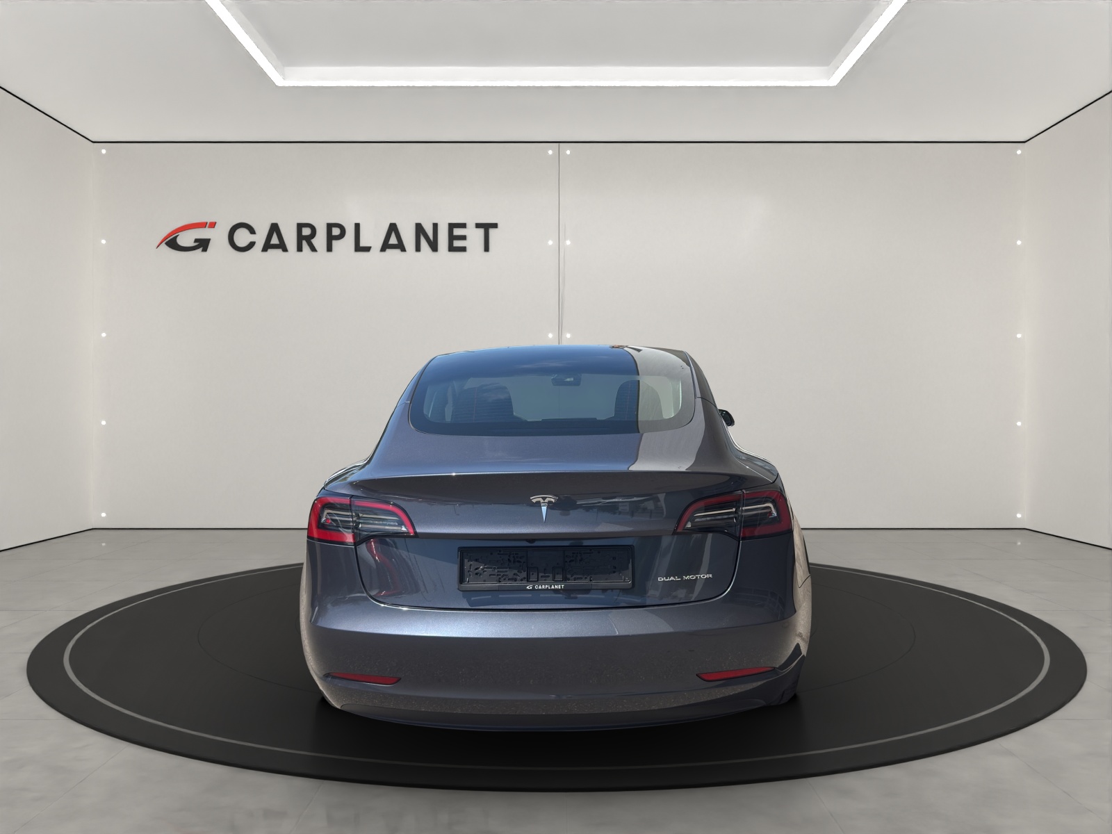 TESLA Model 3 Long Range D-image-14