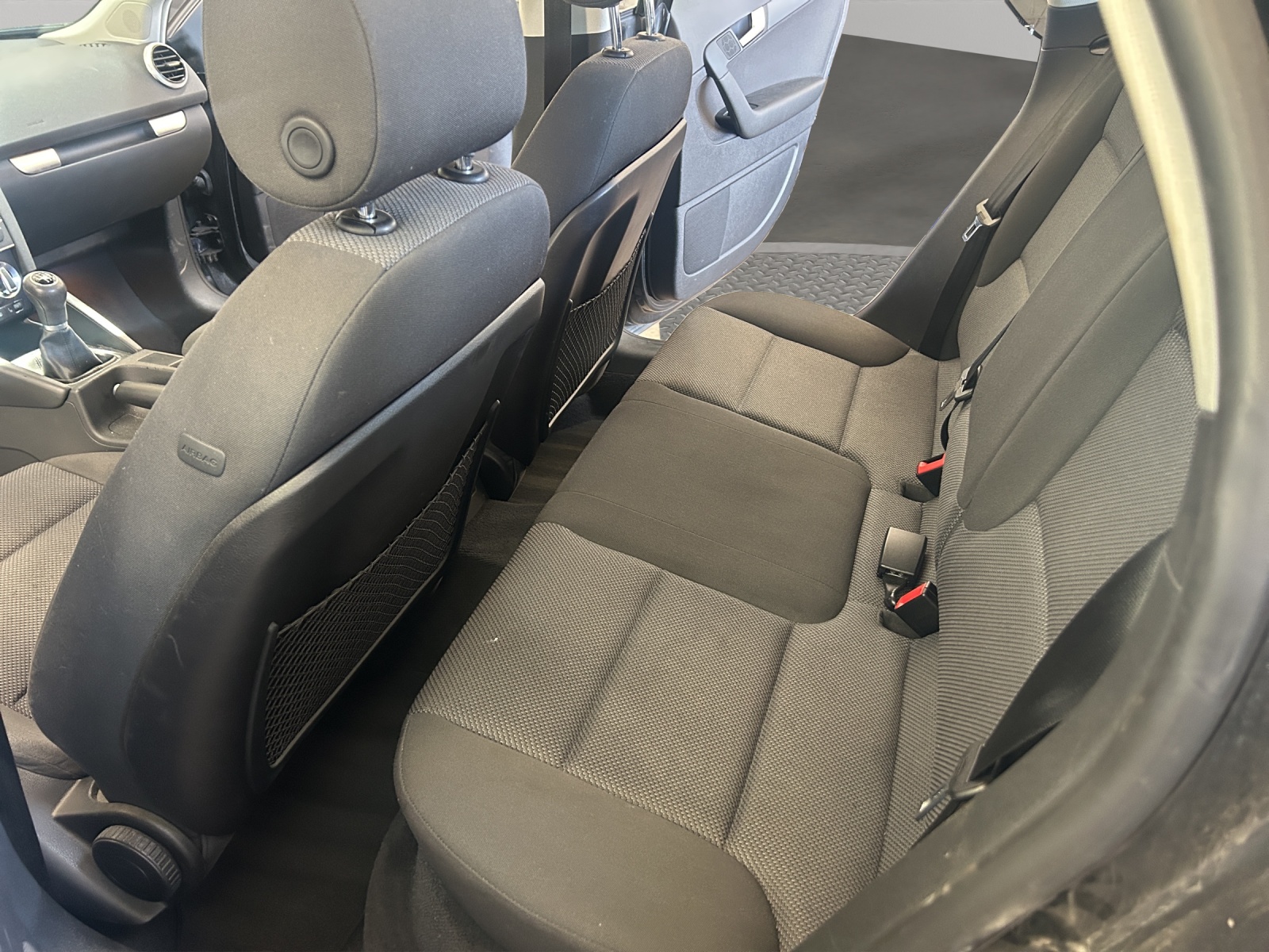 AUDI A3 Sportback 1.2 TFSI Ambition-image-19