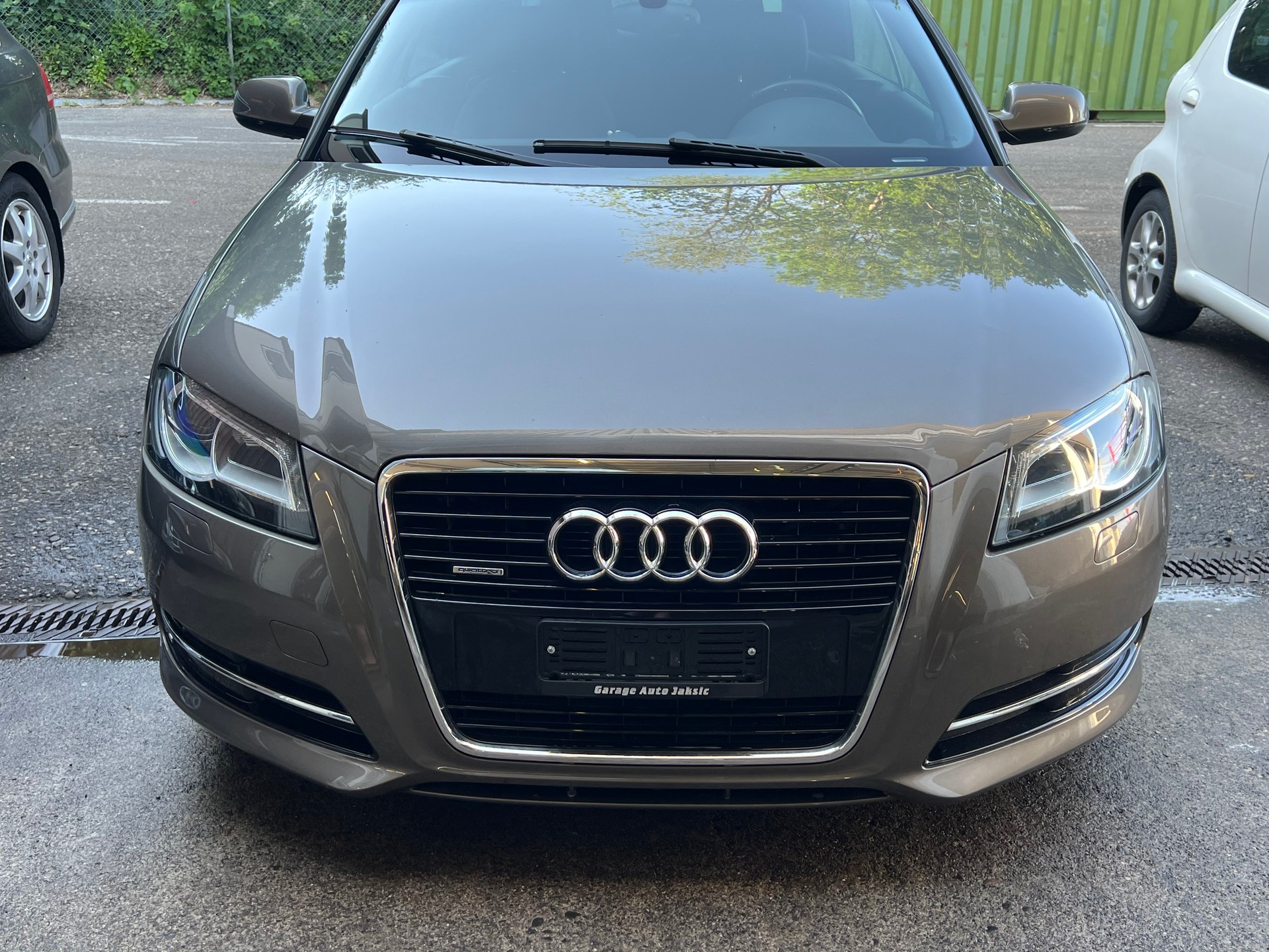 AUDI A3 Cabriolet 1.4 TFSI Attraction-image-5